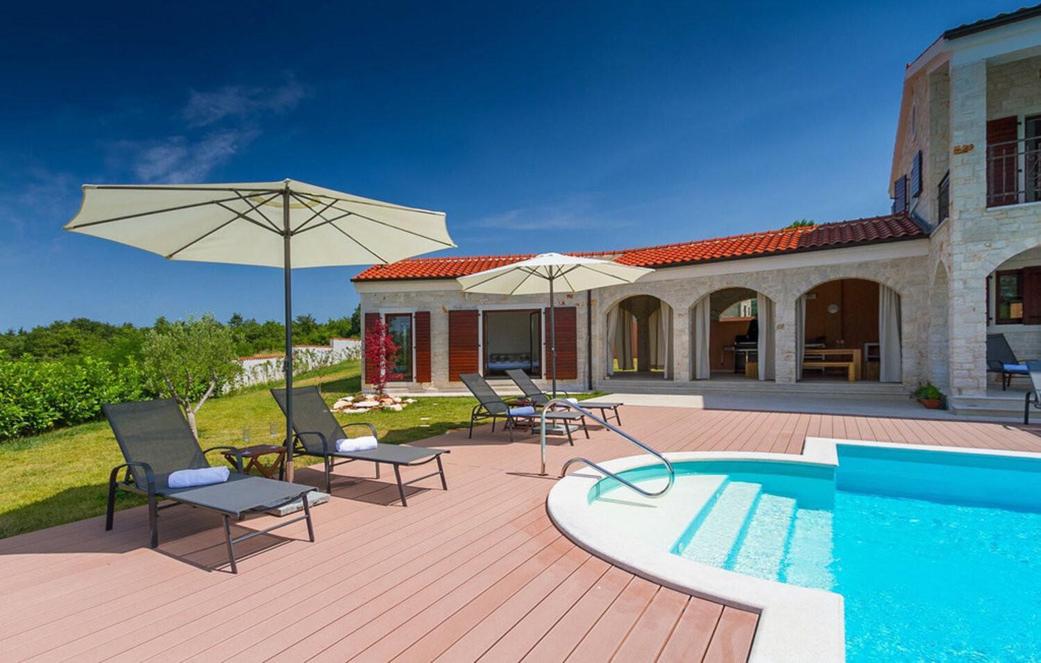 Villa Dubravka in Central Istria for 11 people - pet friendly with 70 m2 private pool view 4