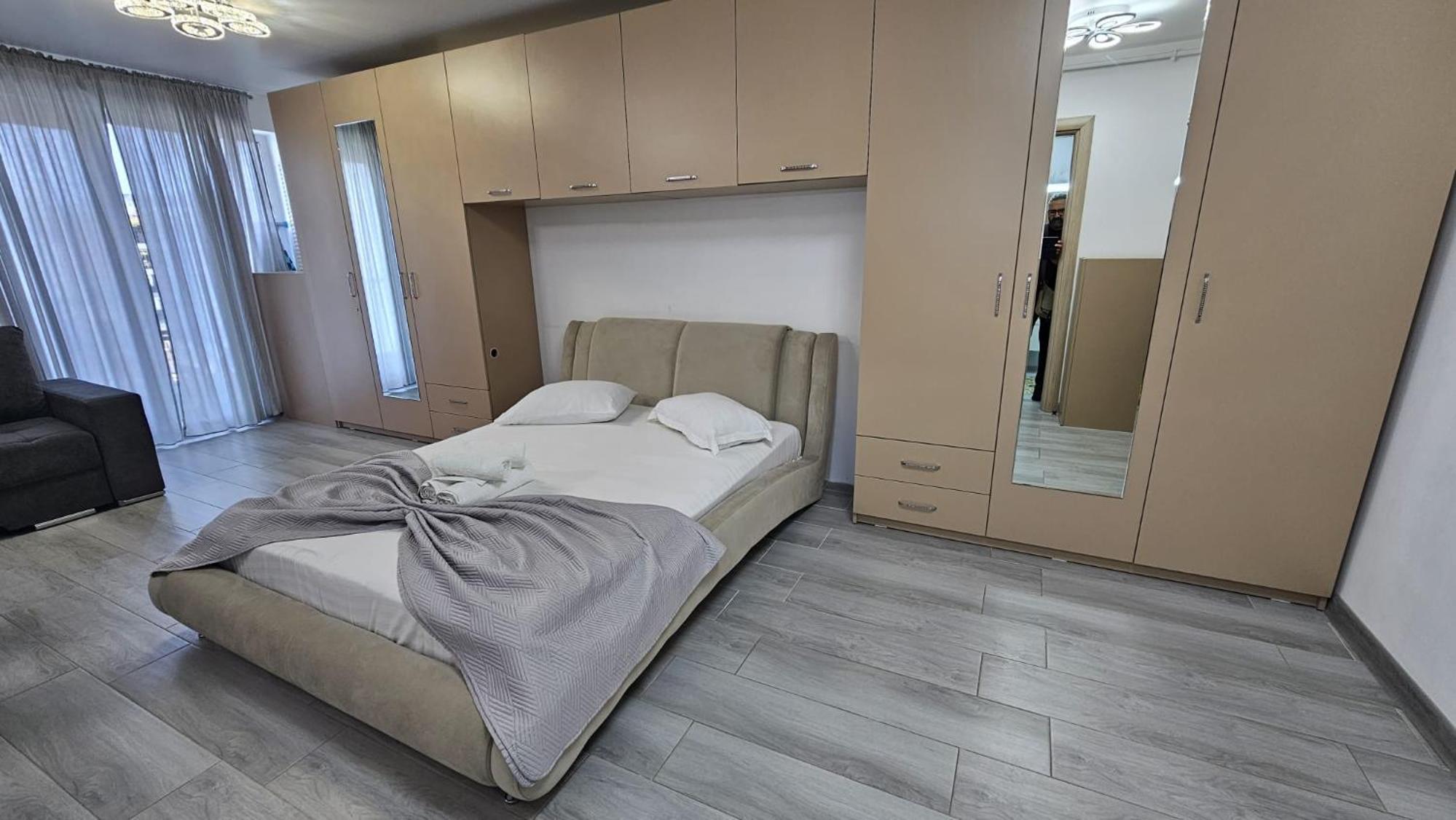 DELUXE PREMIUM KING SIZE STUDIO ALEZZI Nord 10
