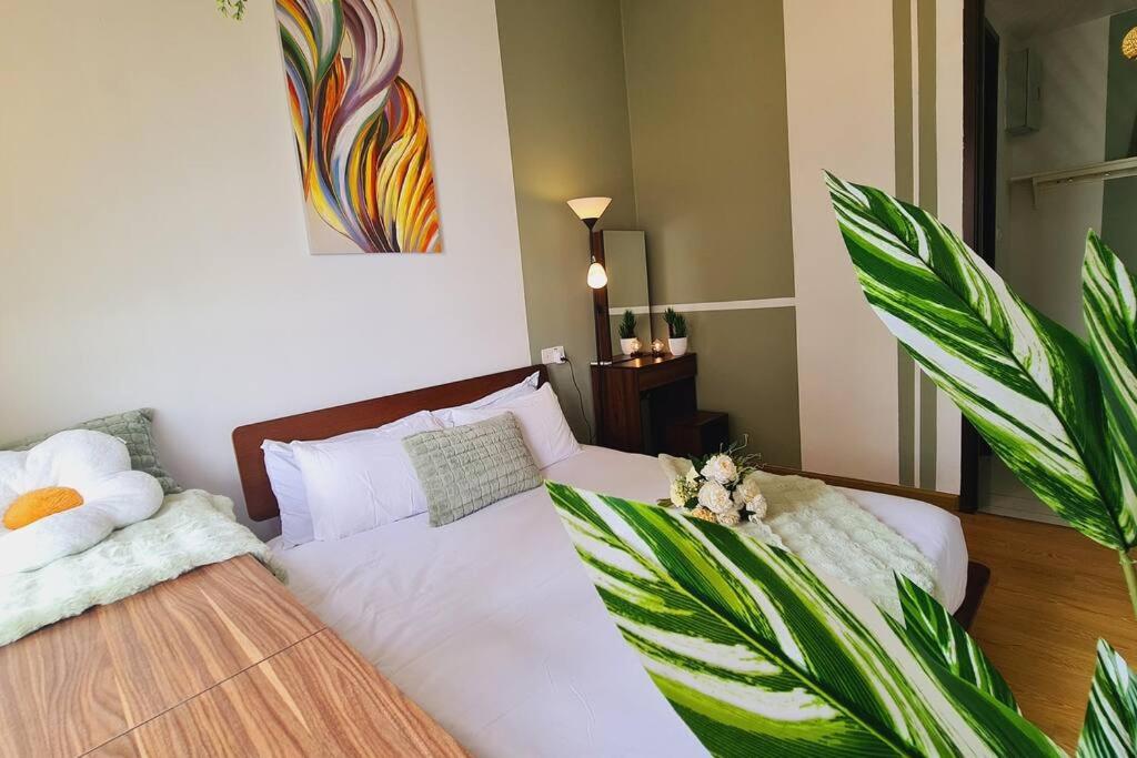 New!4-6pax SeaView Royal Strand Condo JB City Town