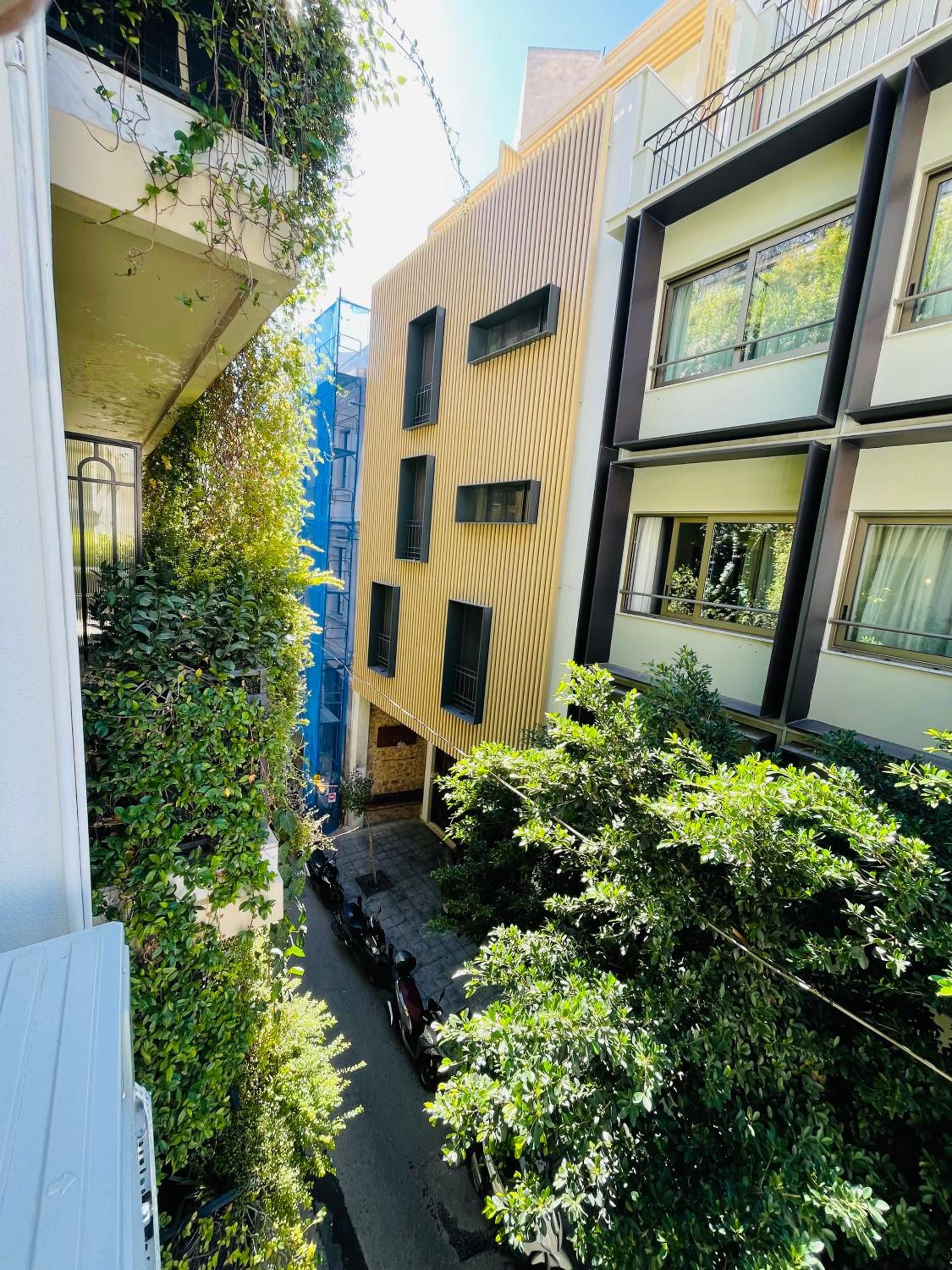 Arame Luxury Apartments