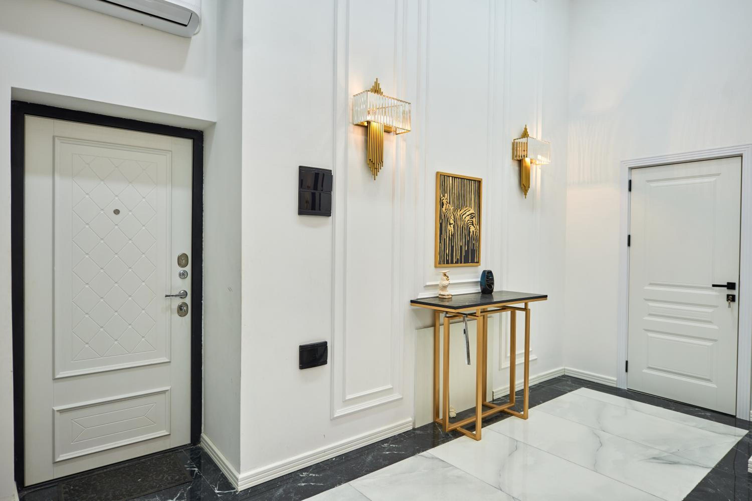Sea View Boulevard Apartment