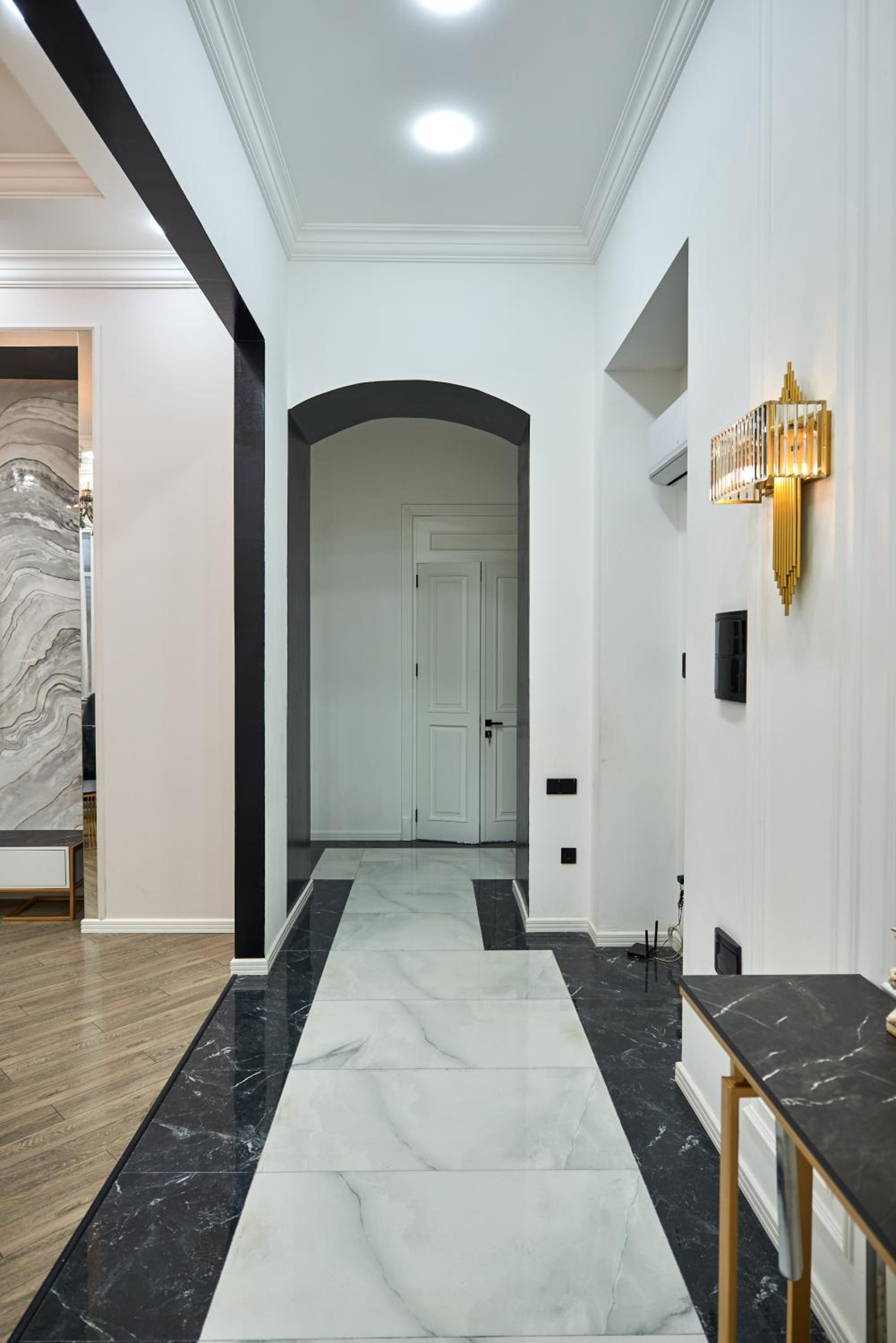 Sea View Boulevard Apartment
