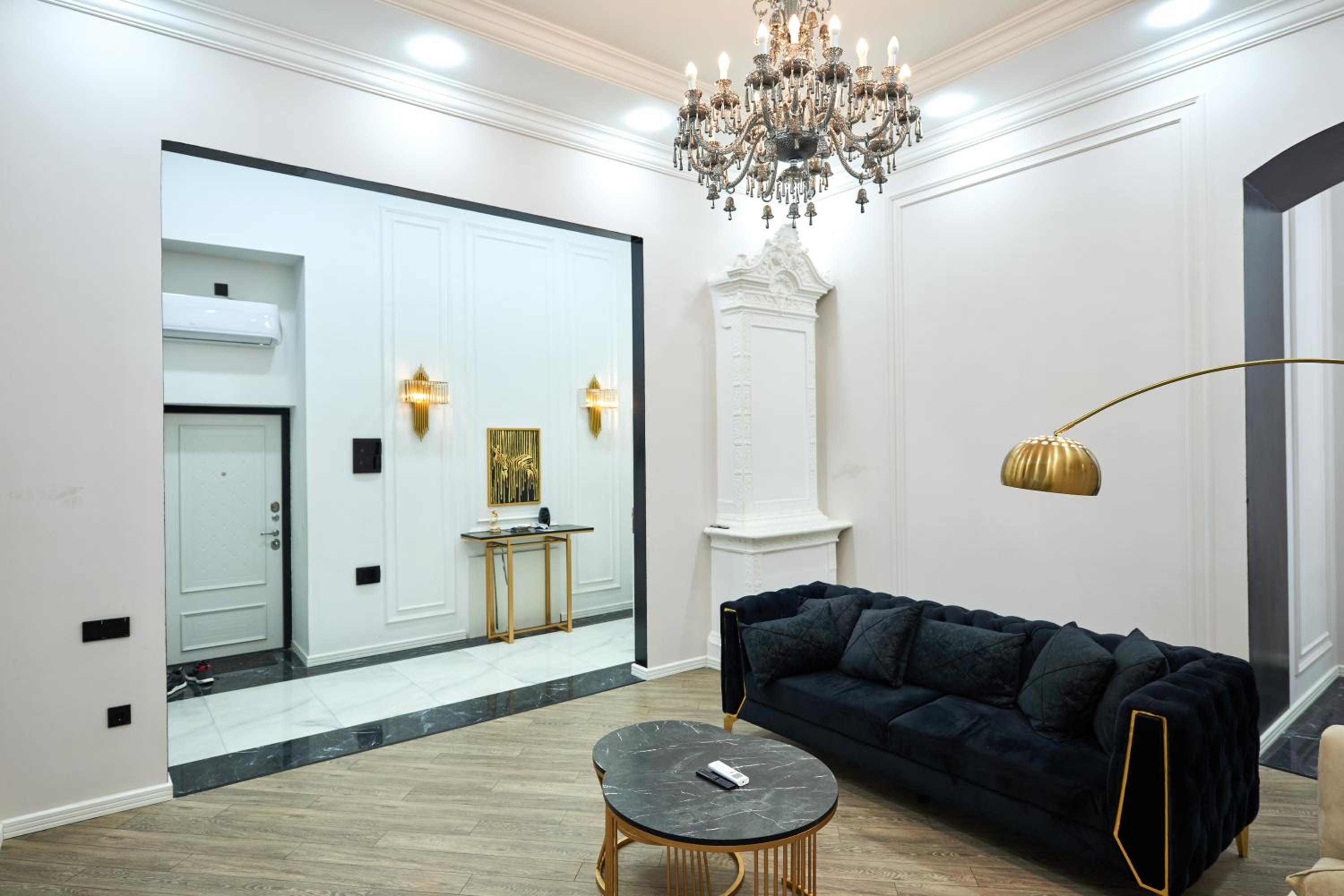 Sea View Boulevard Apartment