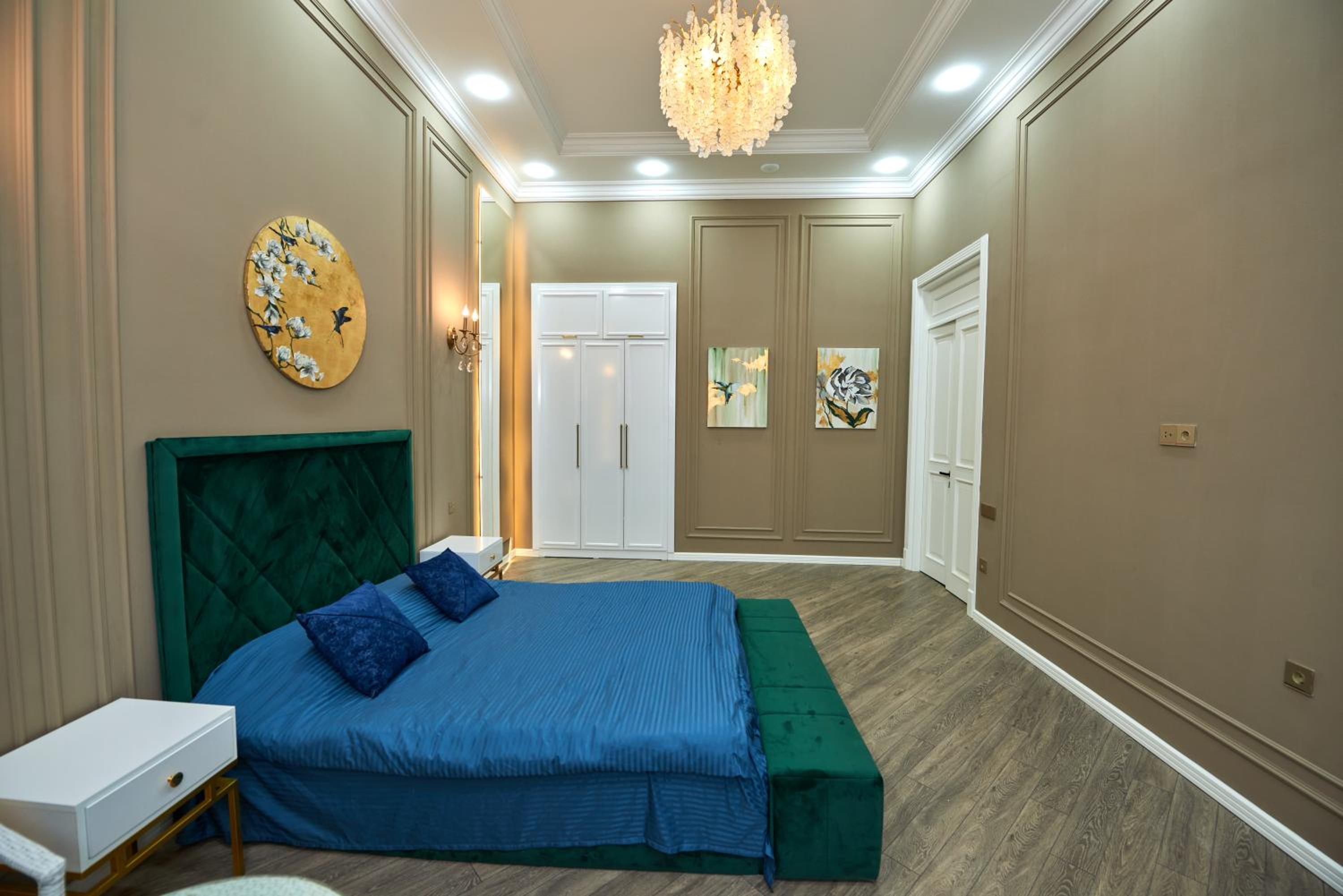 Sea View Boulevard Apartment