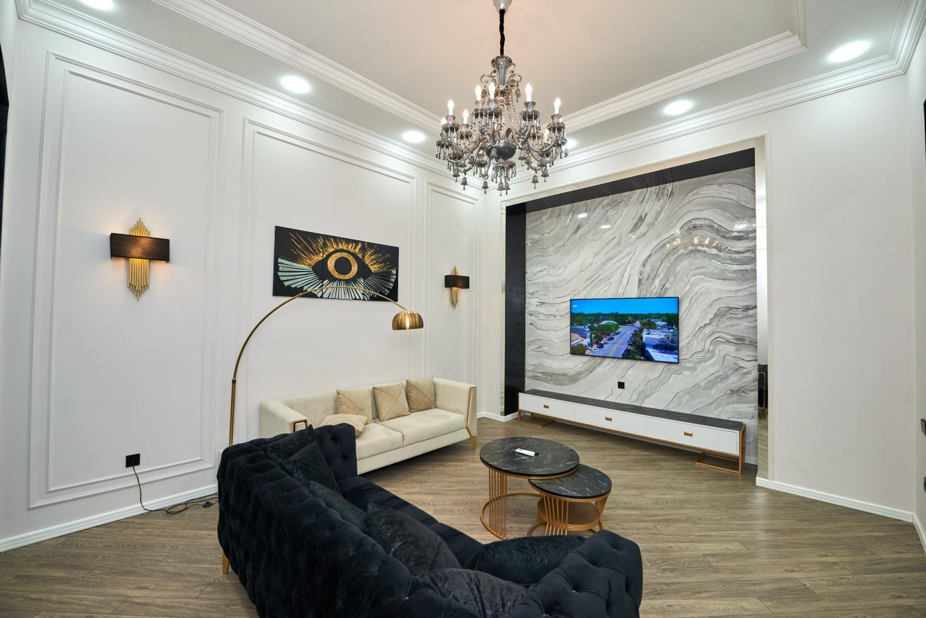 Sea View Boulevard Apartment