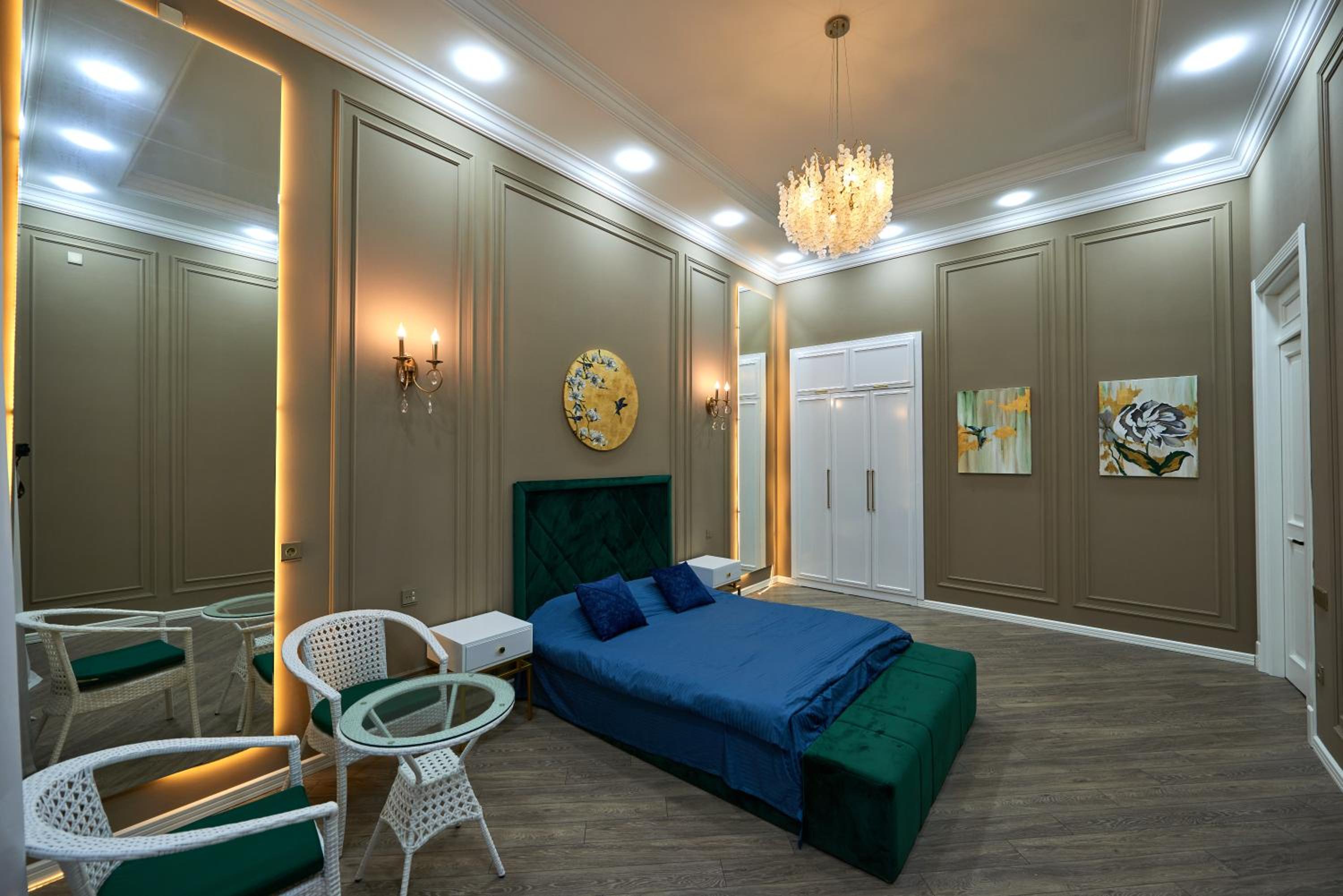 Sea View Boulevard Apartment