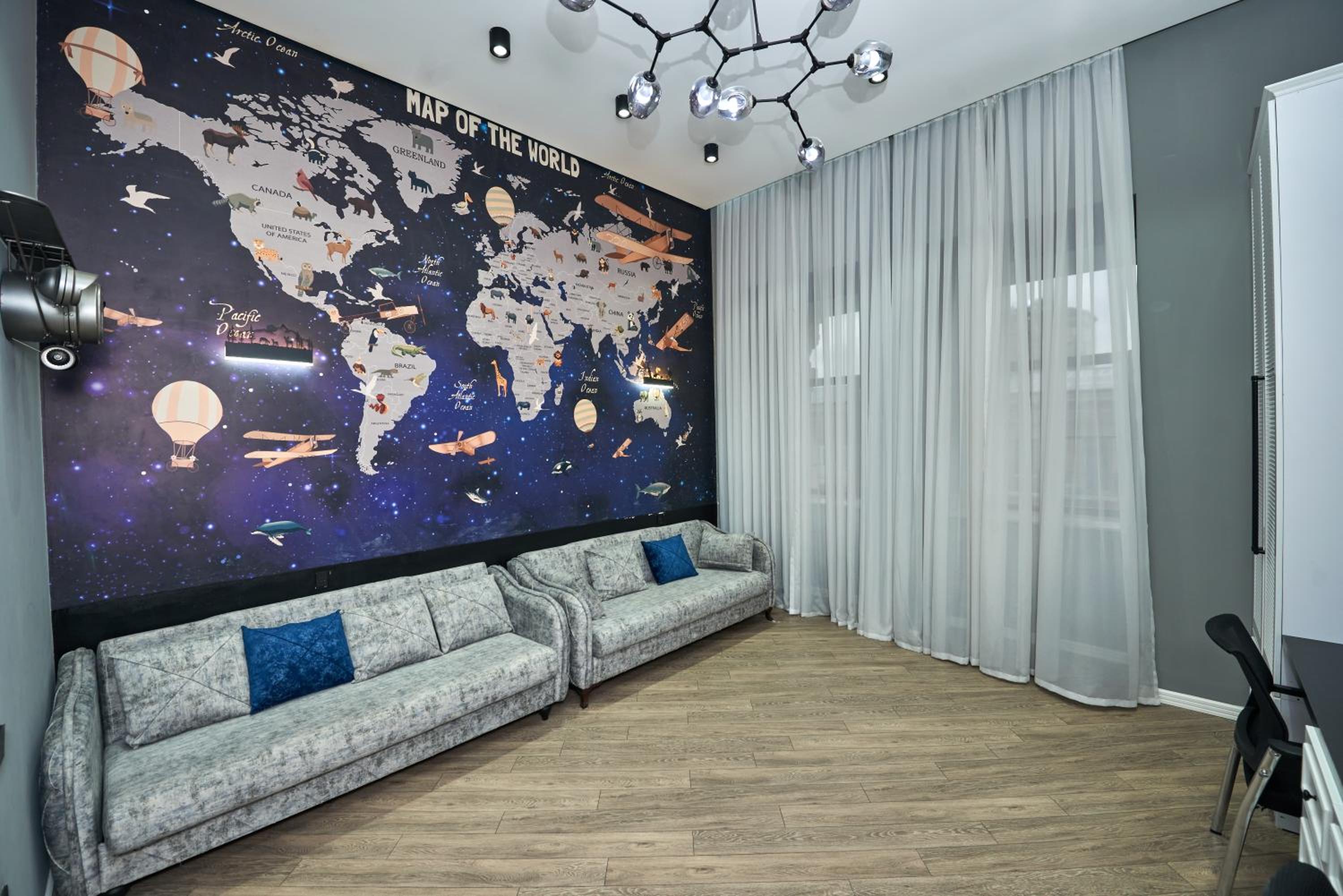 Sea View Boulevard Apartment