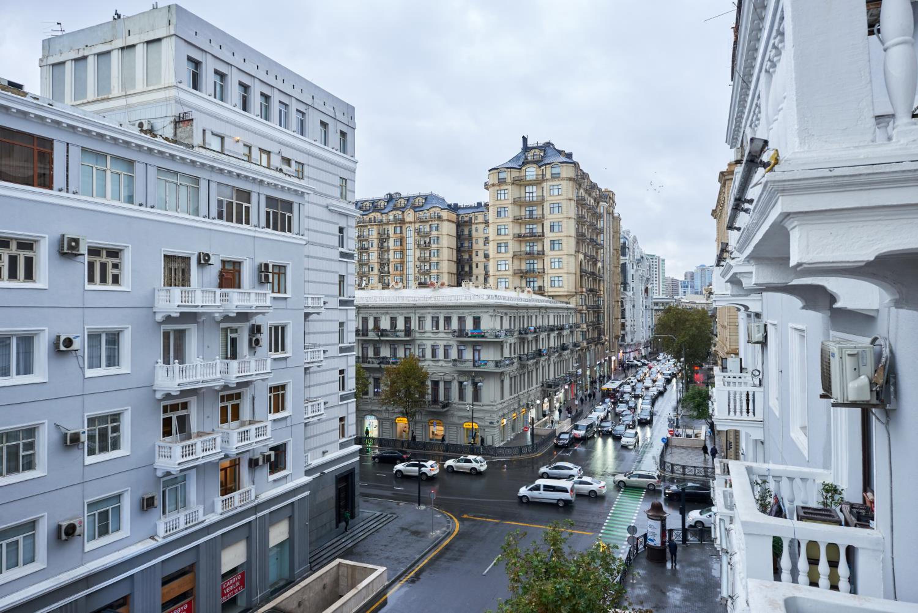 Sea View Boulevard Apartment