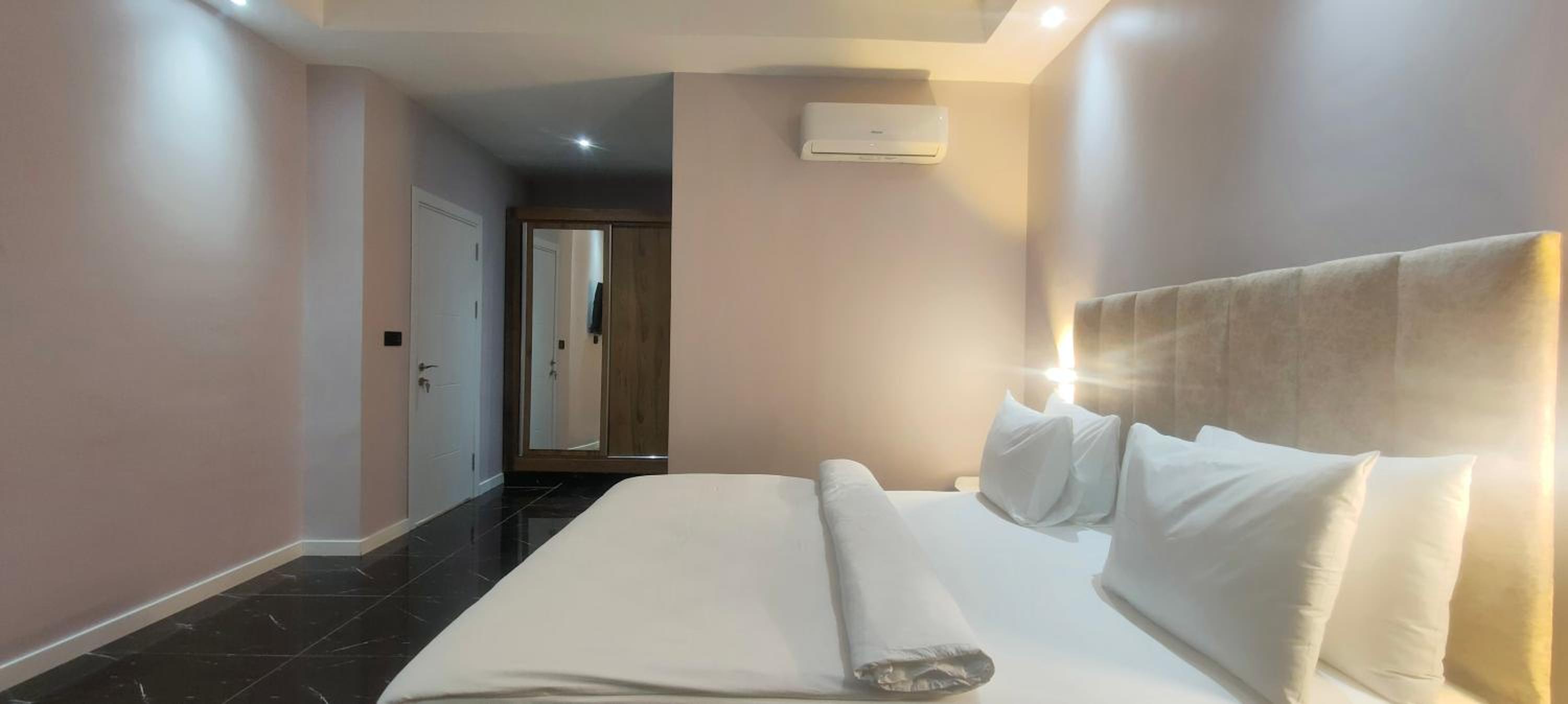 Premium apart with gym and parking