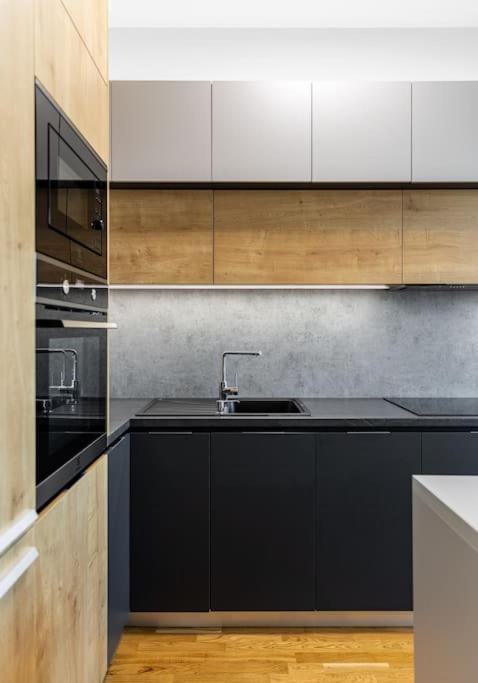BNB Proxenta Cityview Residence