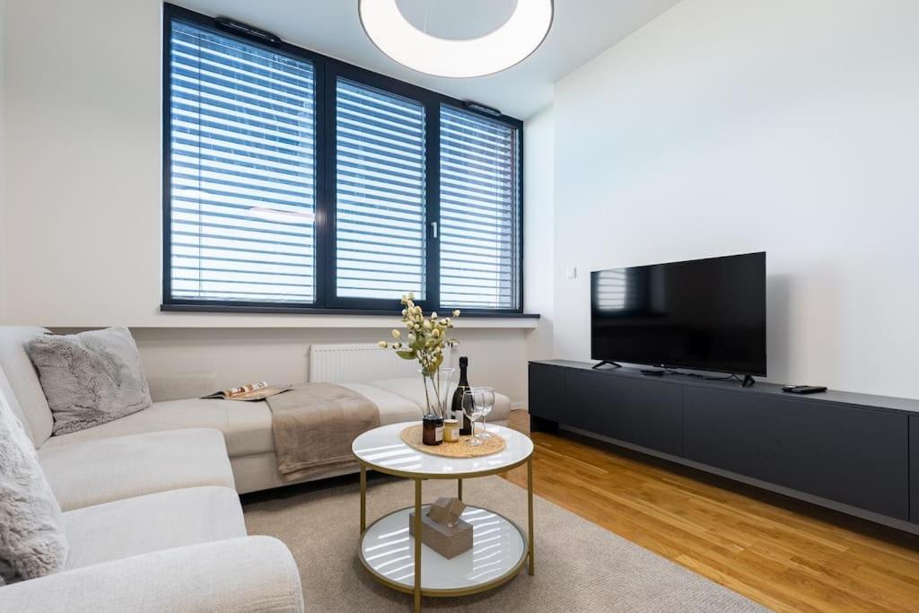 BNB Proxenta Cityview Residence
