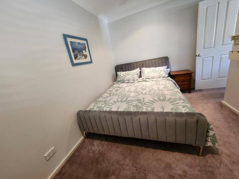 2 bedroom guest suite in a Tropical setup