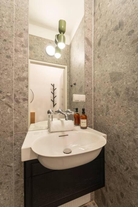 josef's home I Premium Apartment I modern & urban