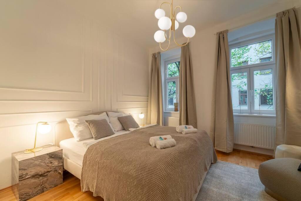 josef's home I Premium Apartment I modern & urban