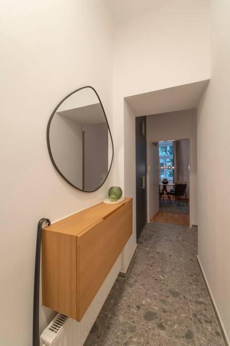 josef's home I Premium Apartment I modern & urban
