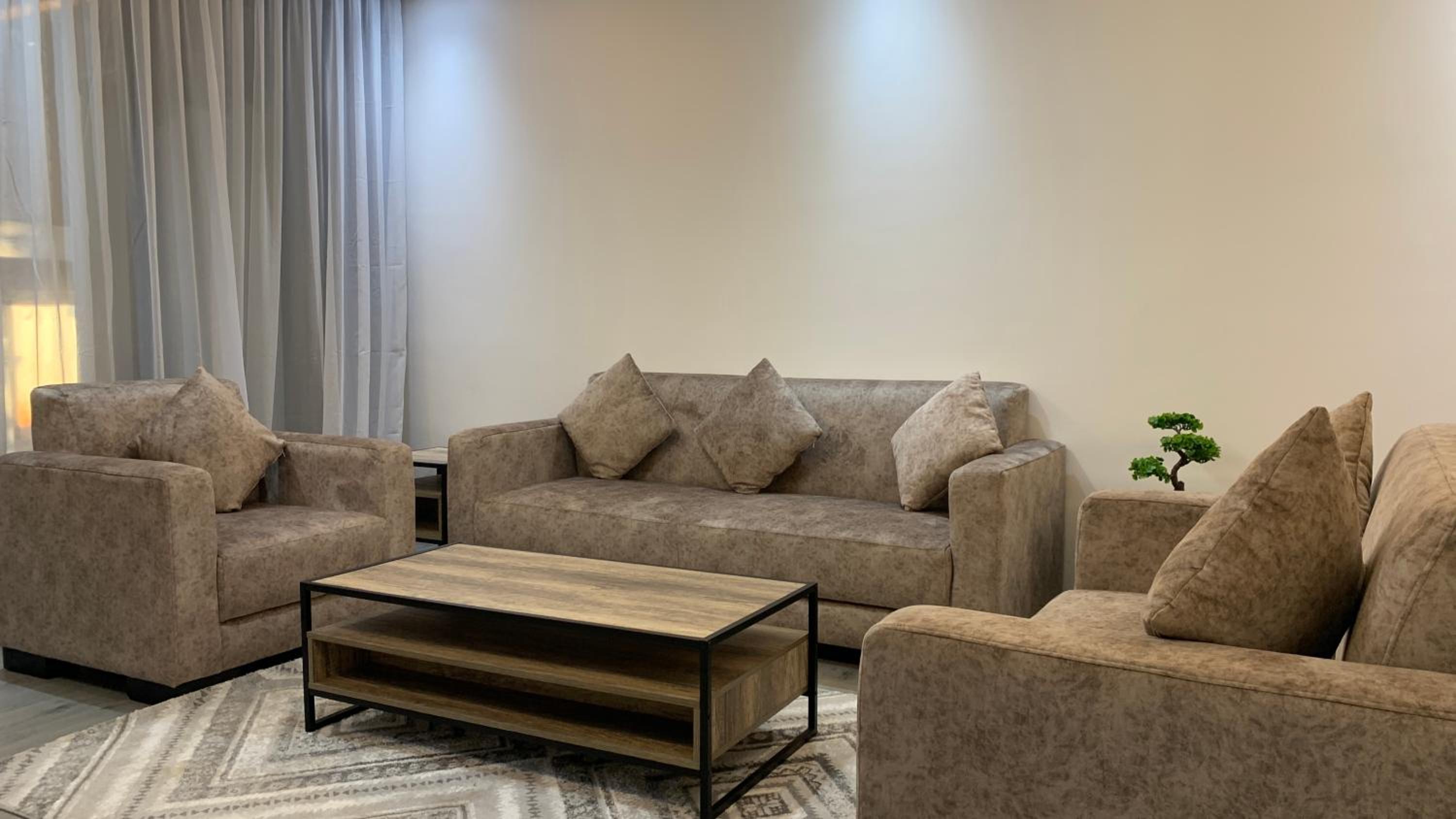 Premium apart with pool and parking
