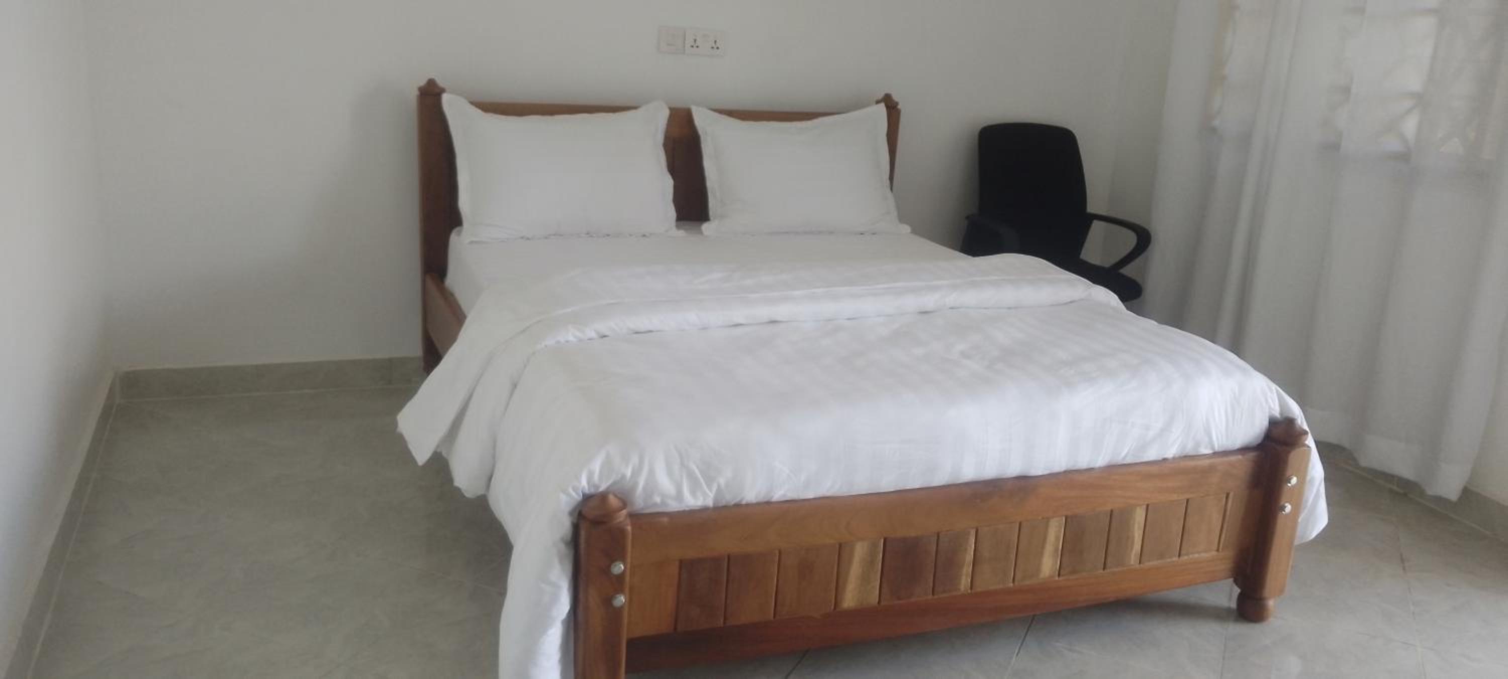 Nnalubaale Resort Cottages view 3