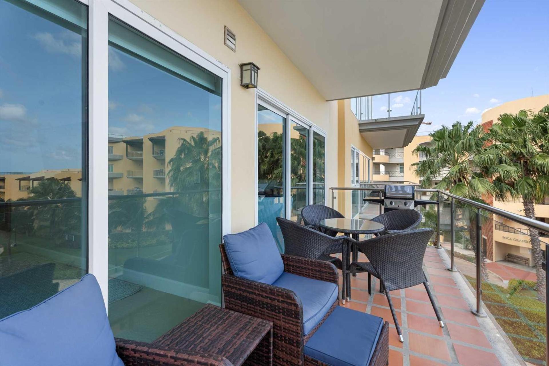 Beachfront - Amazing View 2BR condo - A342