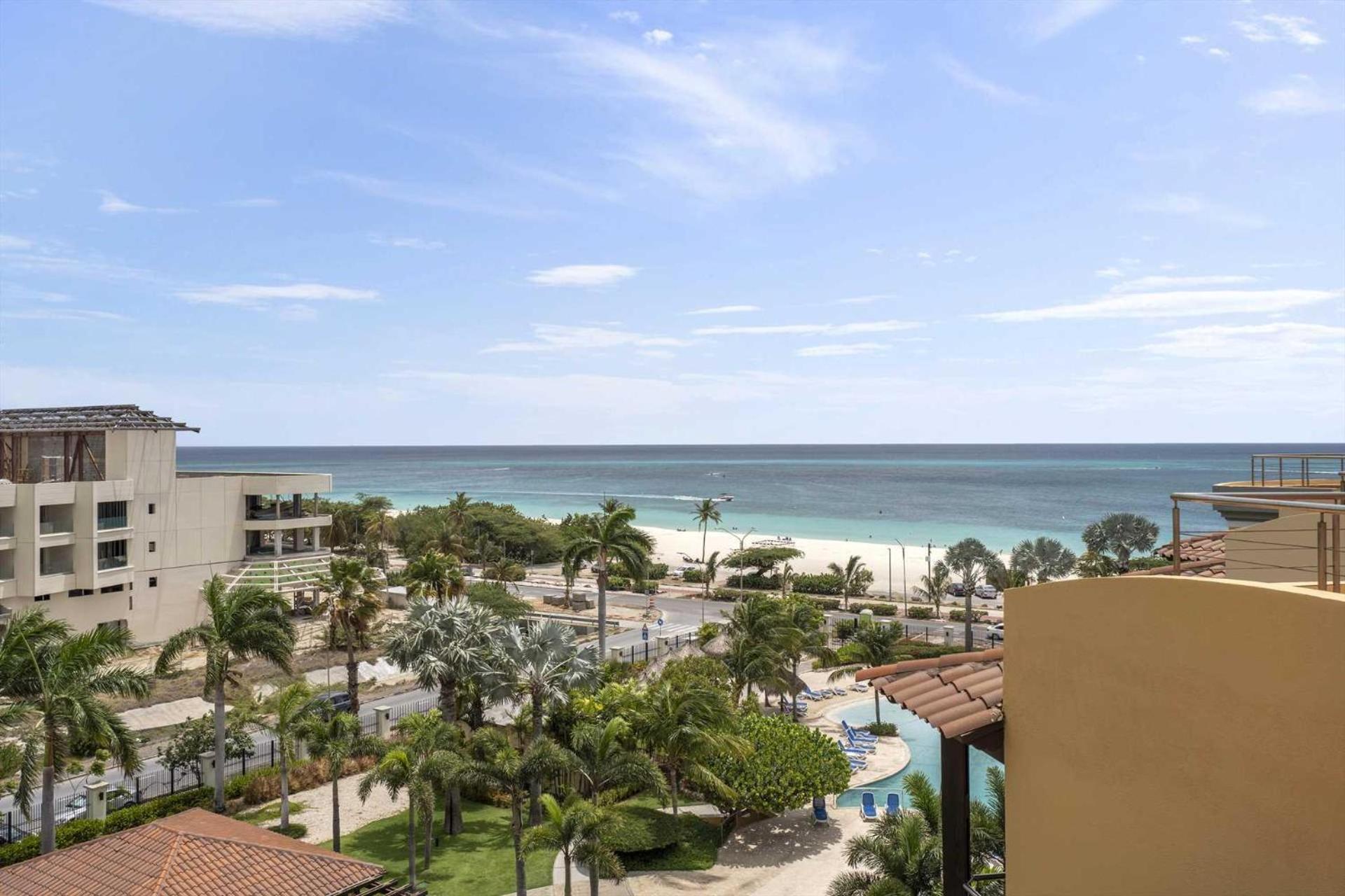 Beachfront -Bella Vista Penthouse 2BR condo - E523