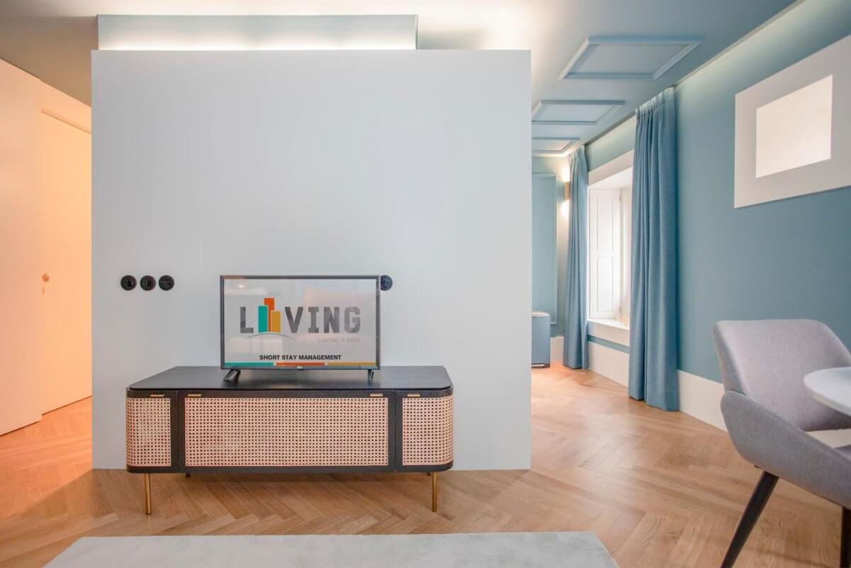Liiiving in Porto - Ribeira Design Apartment view 2