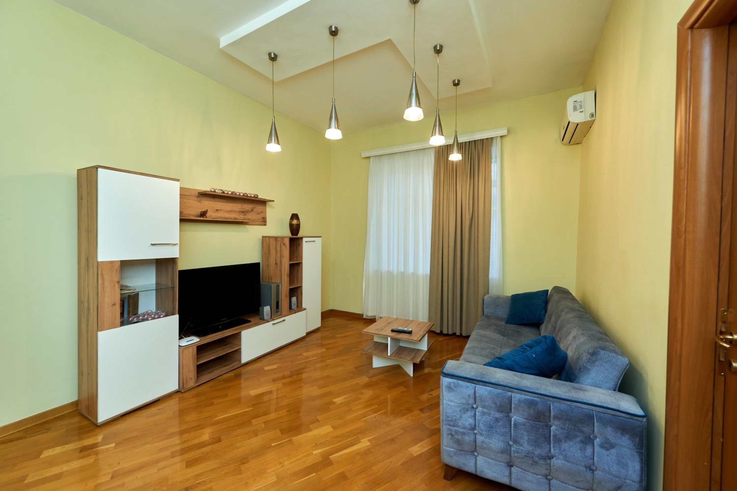 Apartment for a Big Family