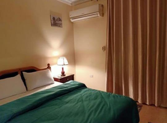 Beko pyramids inn
