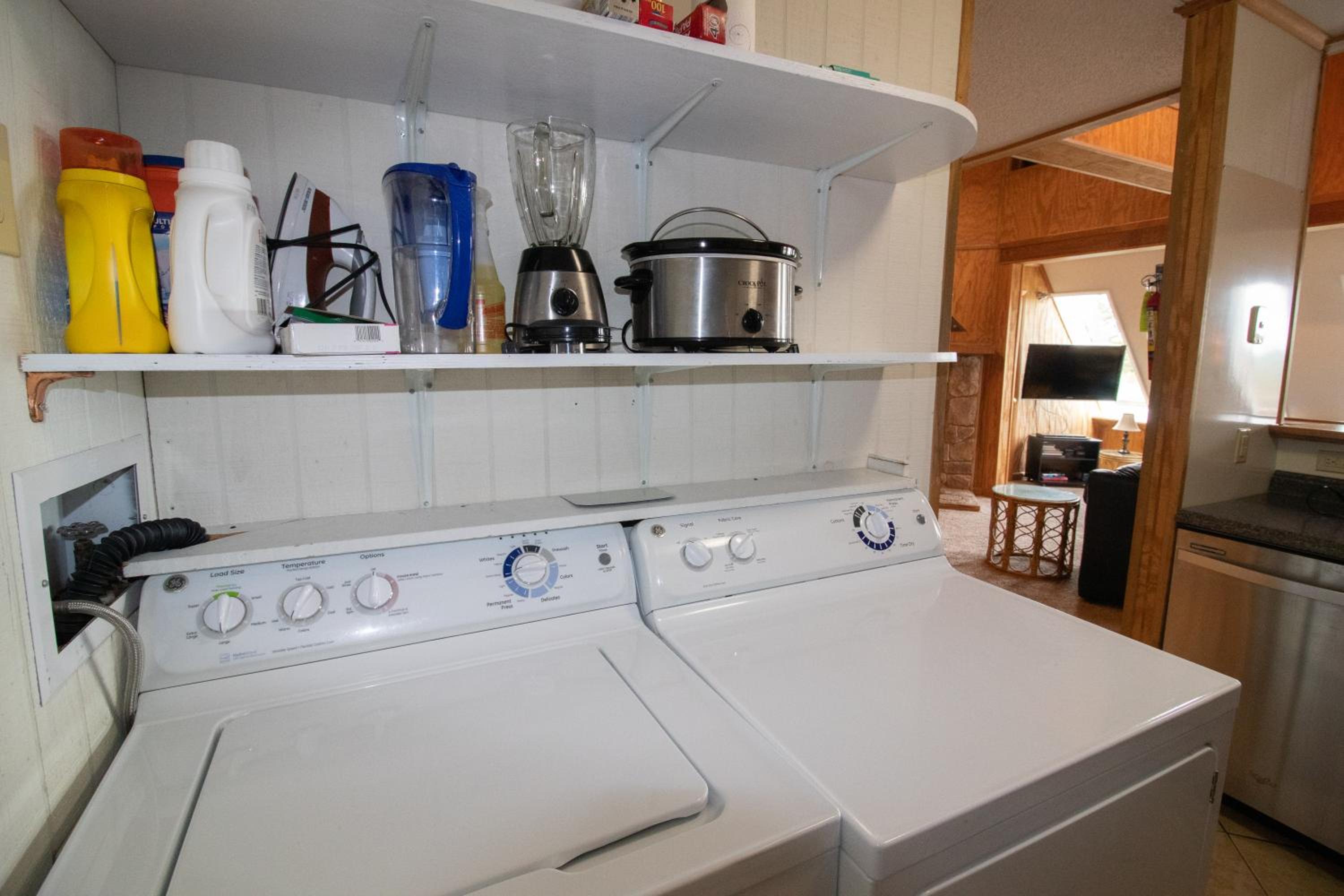 Leatherbark 306A 2BR 1BA Sleep 8 Fireplace WiFi Close to Village and Slopes view 4