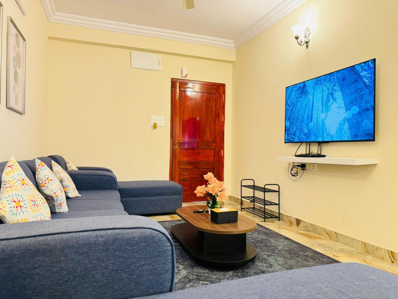Evara Urban Oasis - Luxury 3BHK Apt near AIG Hospital view 3