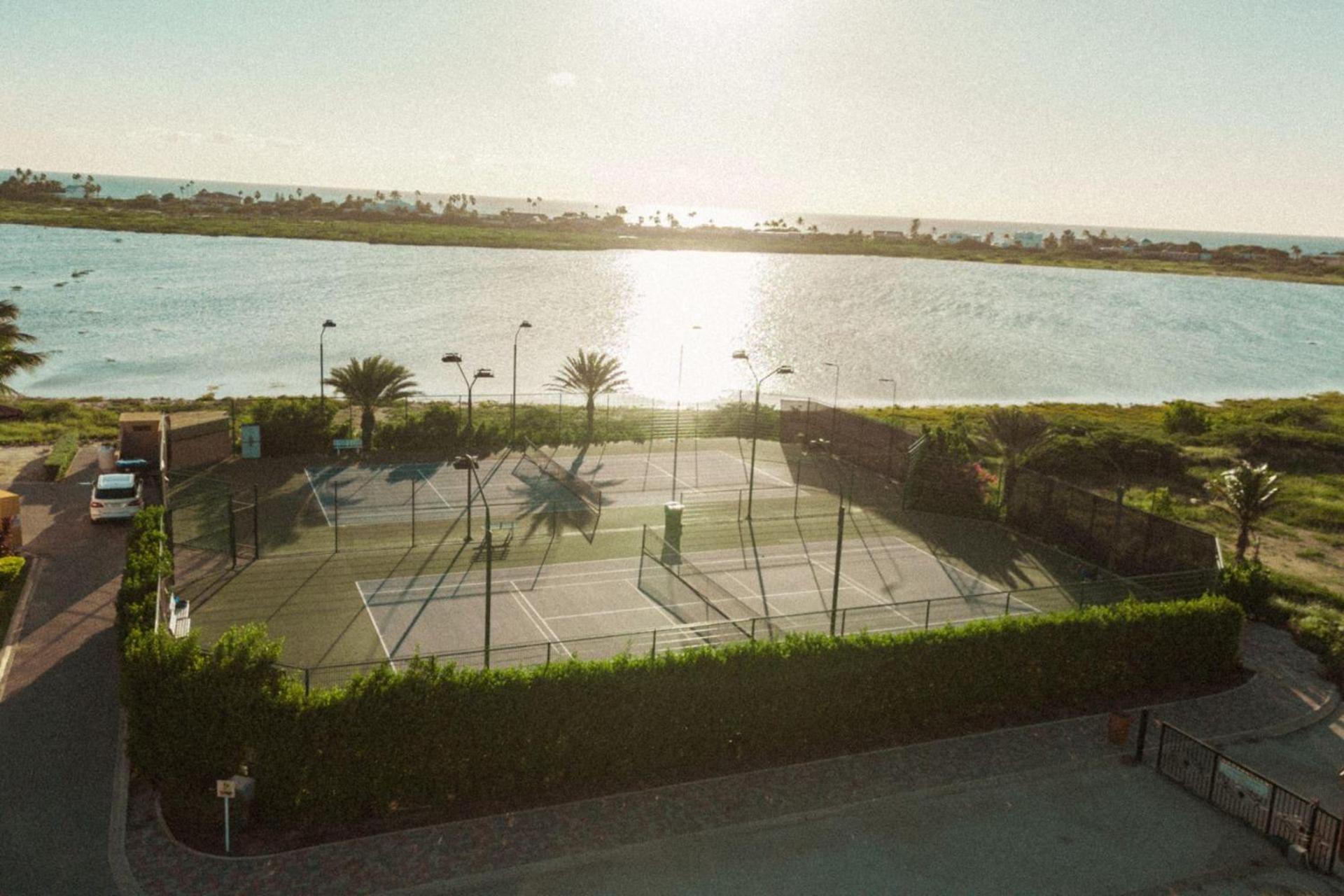 GC125B - Malmok Beach - 2BR condo perfect for families