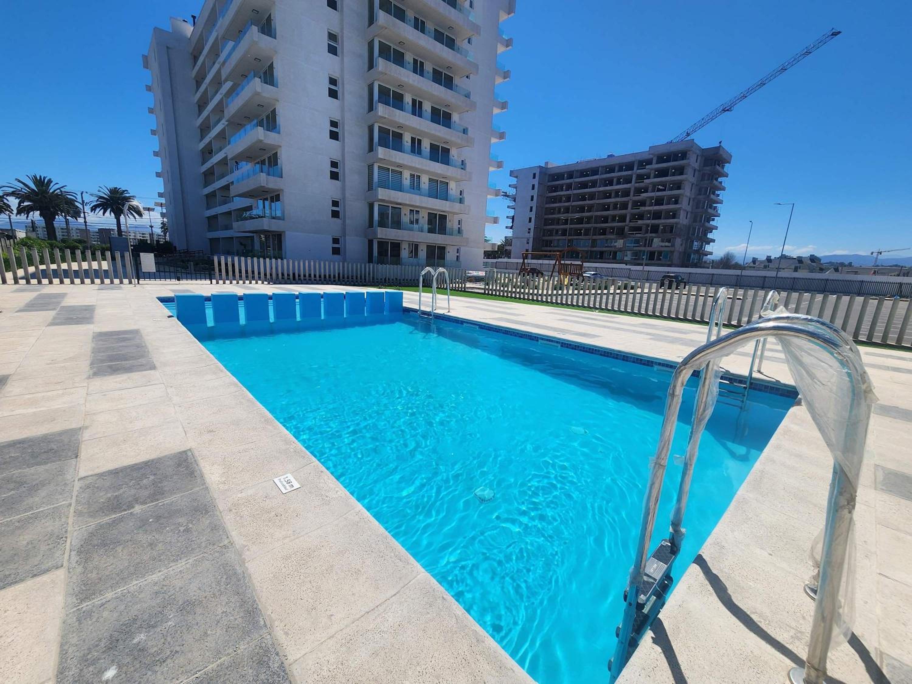 HOM l Parking Piscina Wifi CoWorK Museo Serena