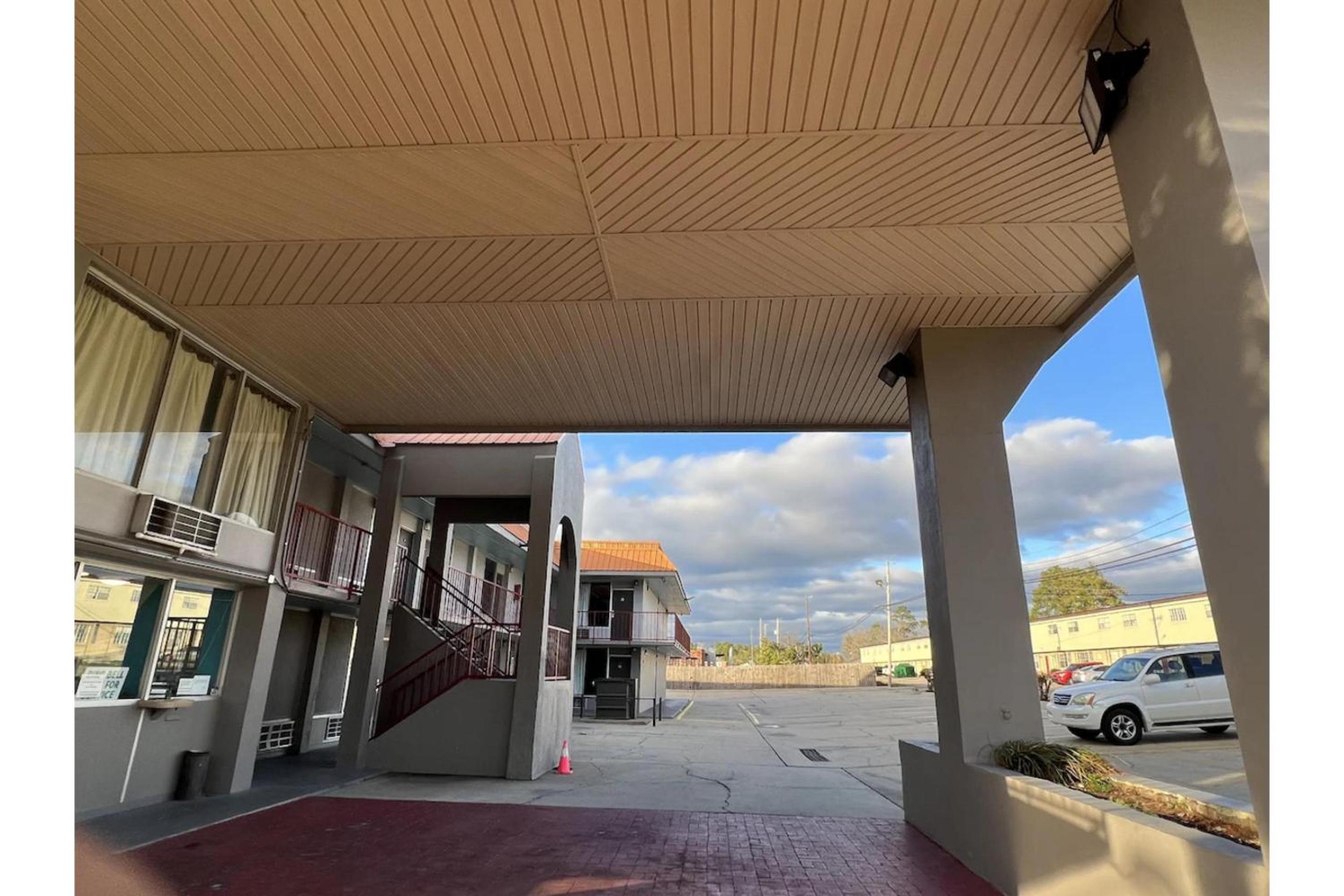Western Motel By OYO Hattiesburg view 3