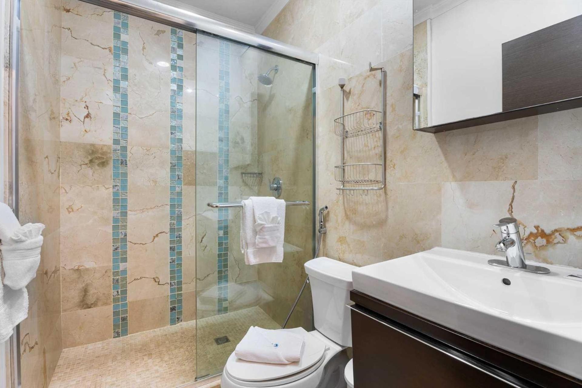 PC309 - Dogs Welcome - 1BR Perfect for Couples - Close to Palm Beach