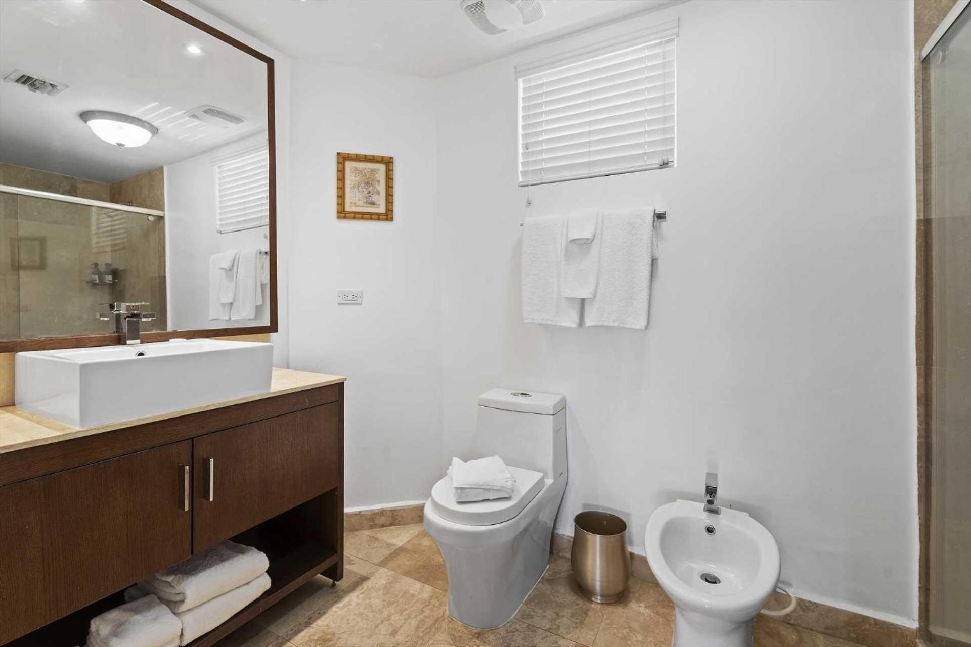 Beachfront - Royal Penthouse 3BR condo - BC352