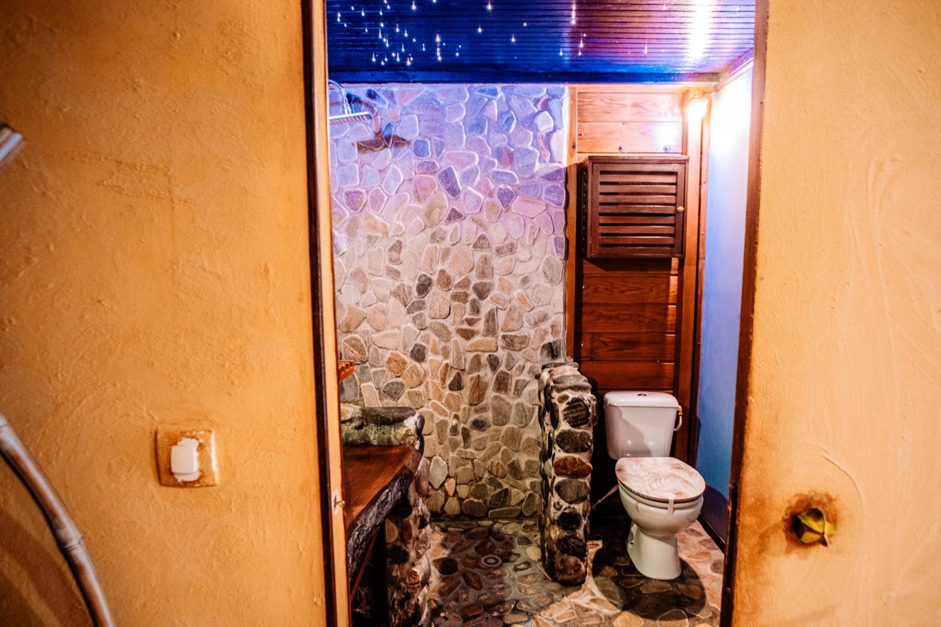 West Indies Cottage, cottages haut de gamme avec piscine, jacuzzi et vue jungle