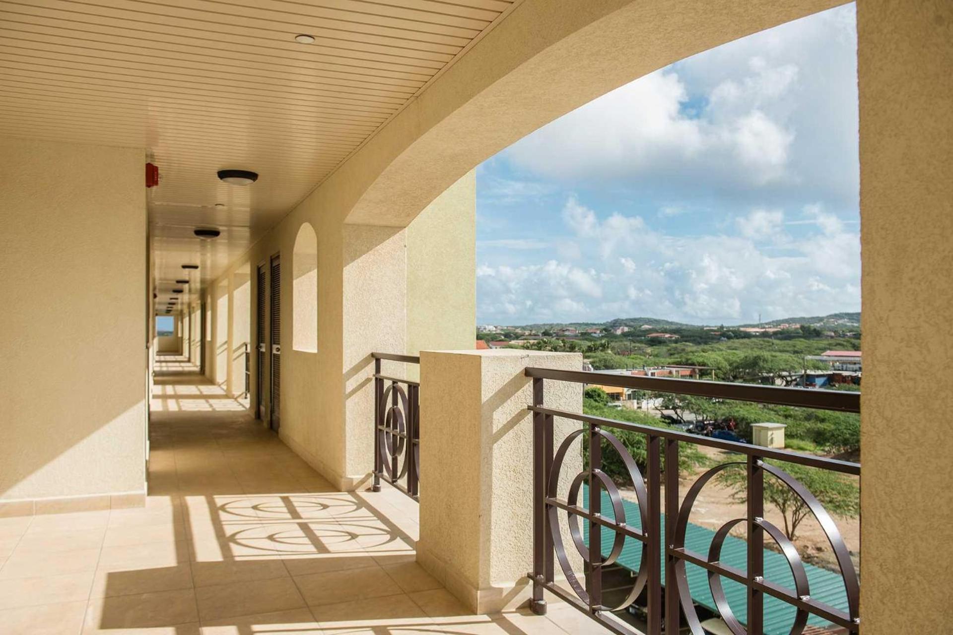 PC309 - Dogs Welcome - 1BR Perfect for Couples - Close to Palm Beach