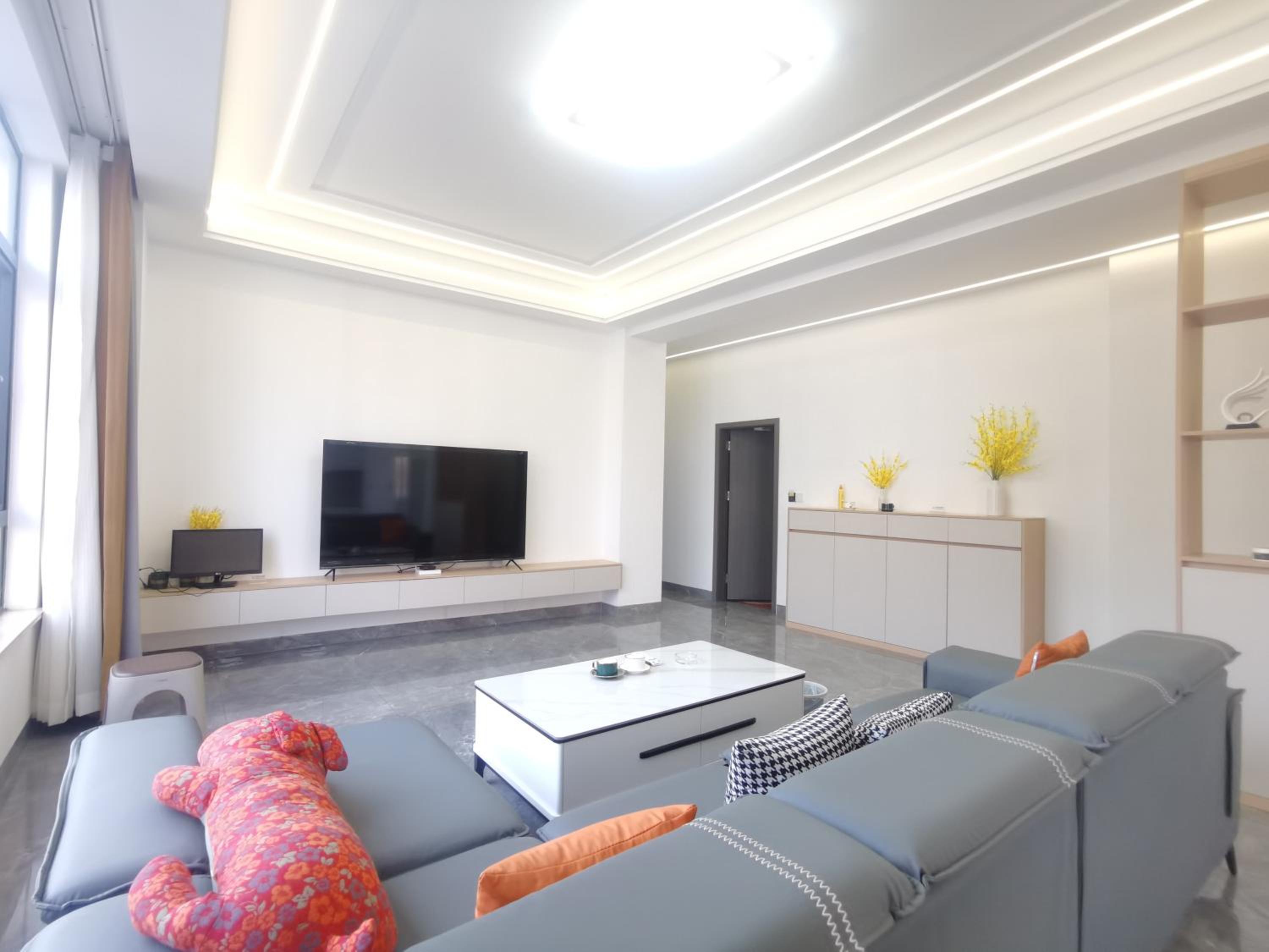 Light luxury in the clouds