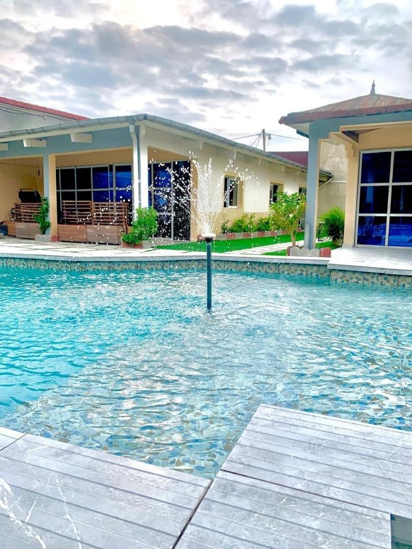 Villa Hibiscus