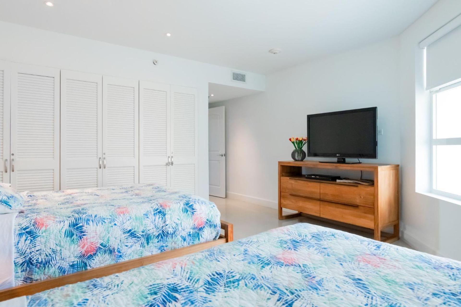 Beachfront - Precious Ruby 2BR condo - BC355