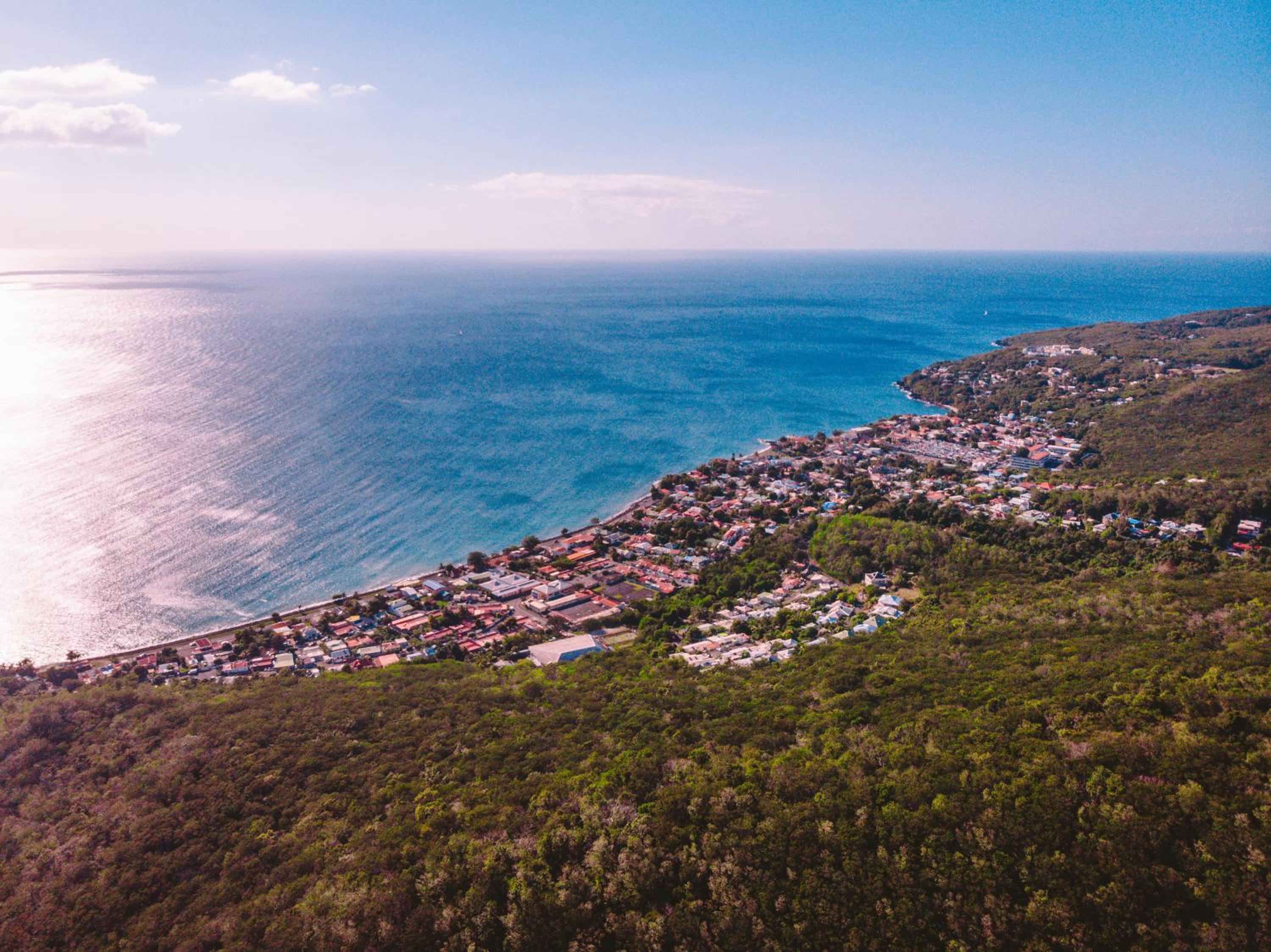 West Indies Cottage, cottages haut de gamme avec piscine, jacuzzi et vue jungle