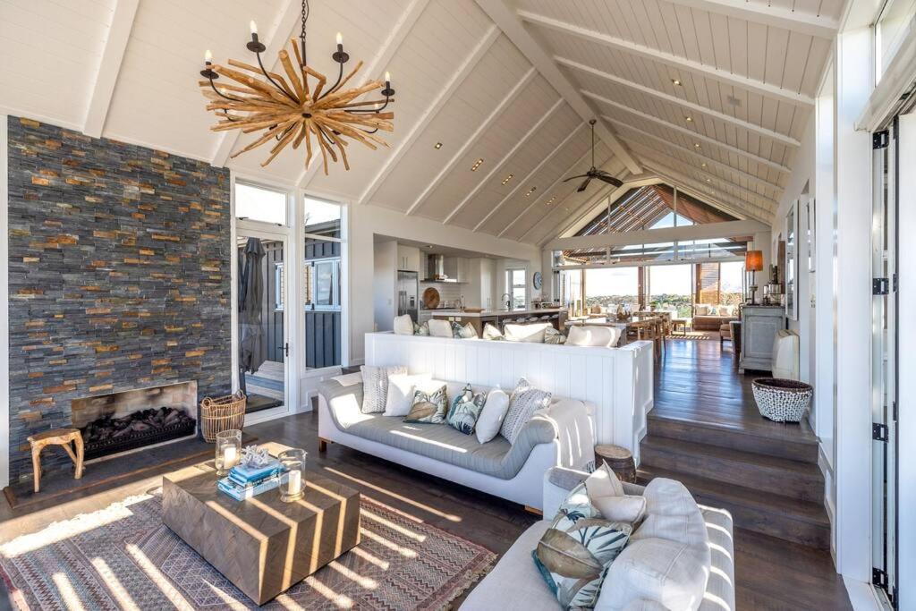 The Estate, Oneroa Bay view 5