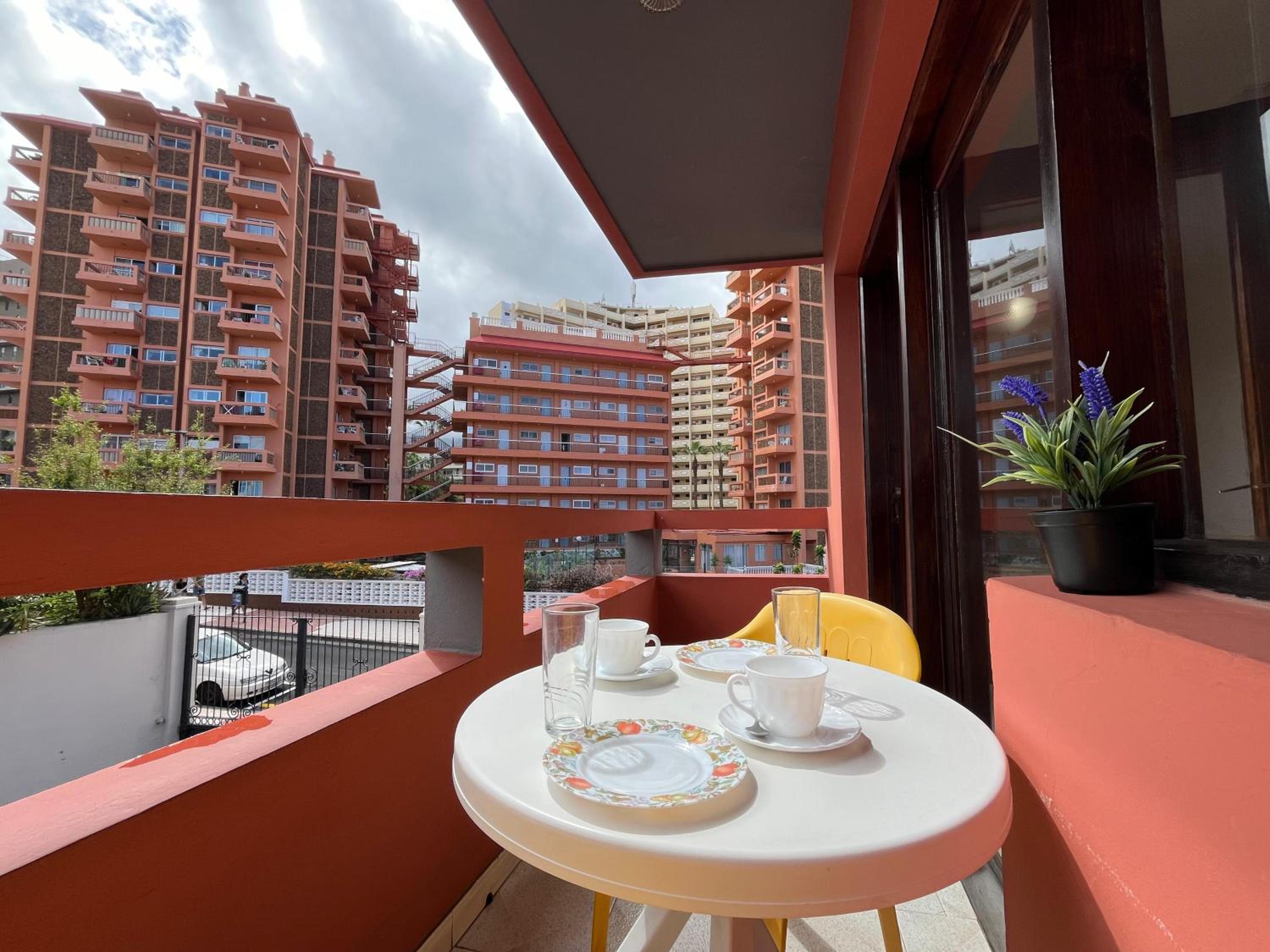 Canaima Apartments