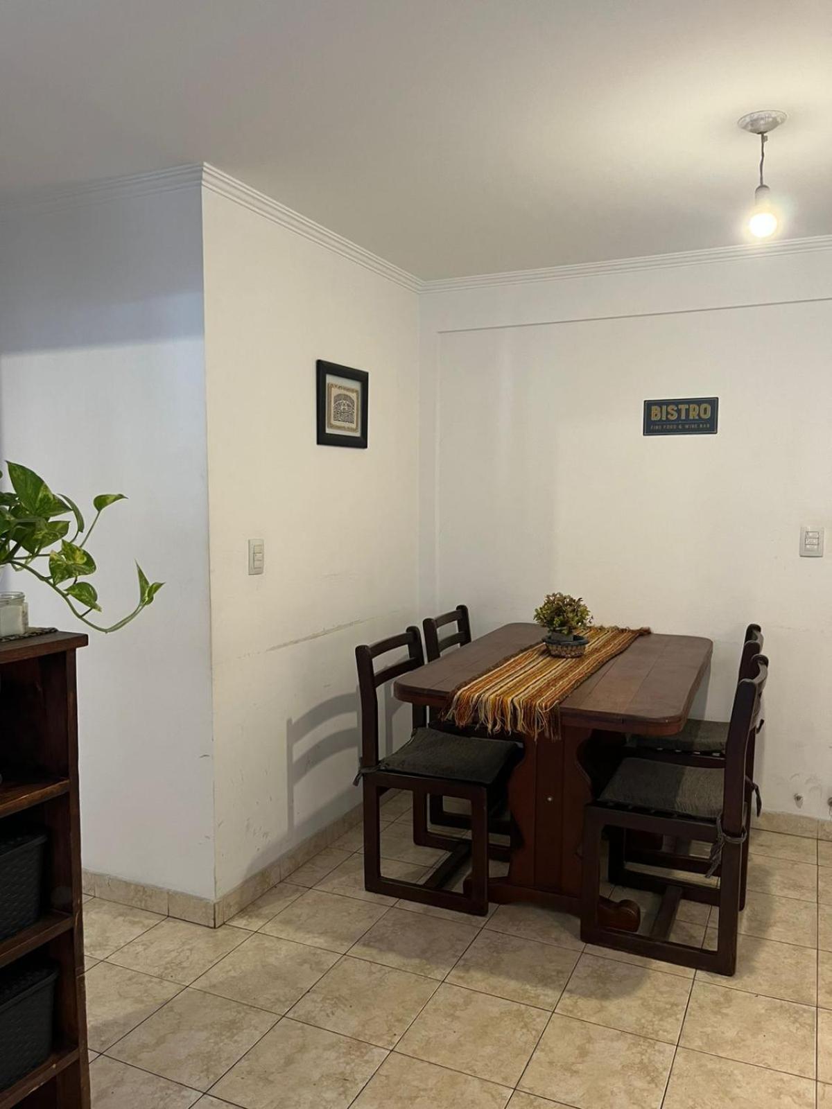 Hermoso Depto Zona Nueva Córdoba para 2 personas