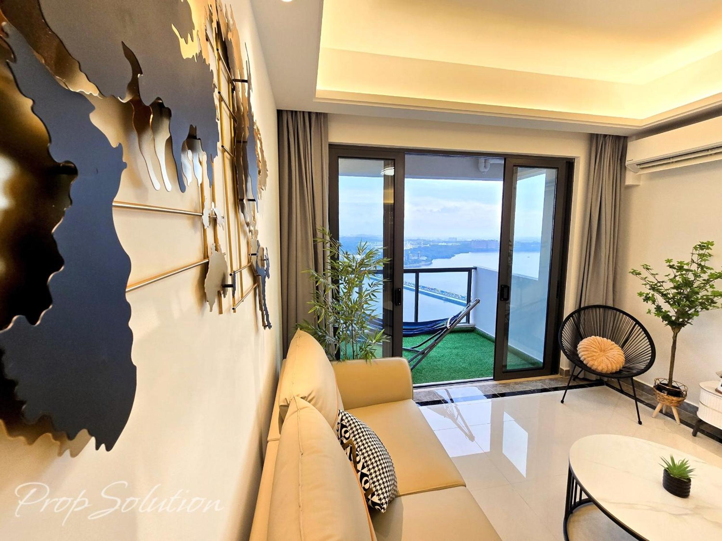 Cozy Seaview Suite Johor Bahru CIQ