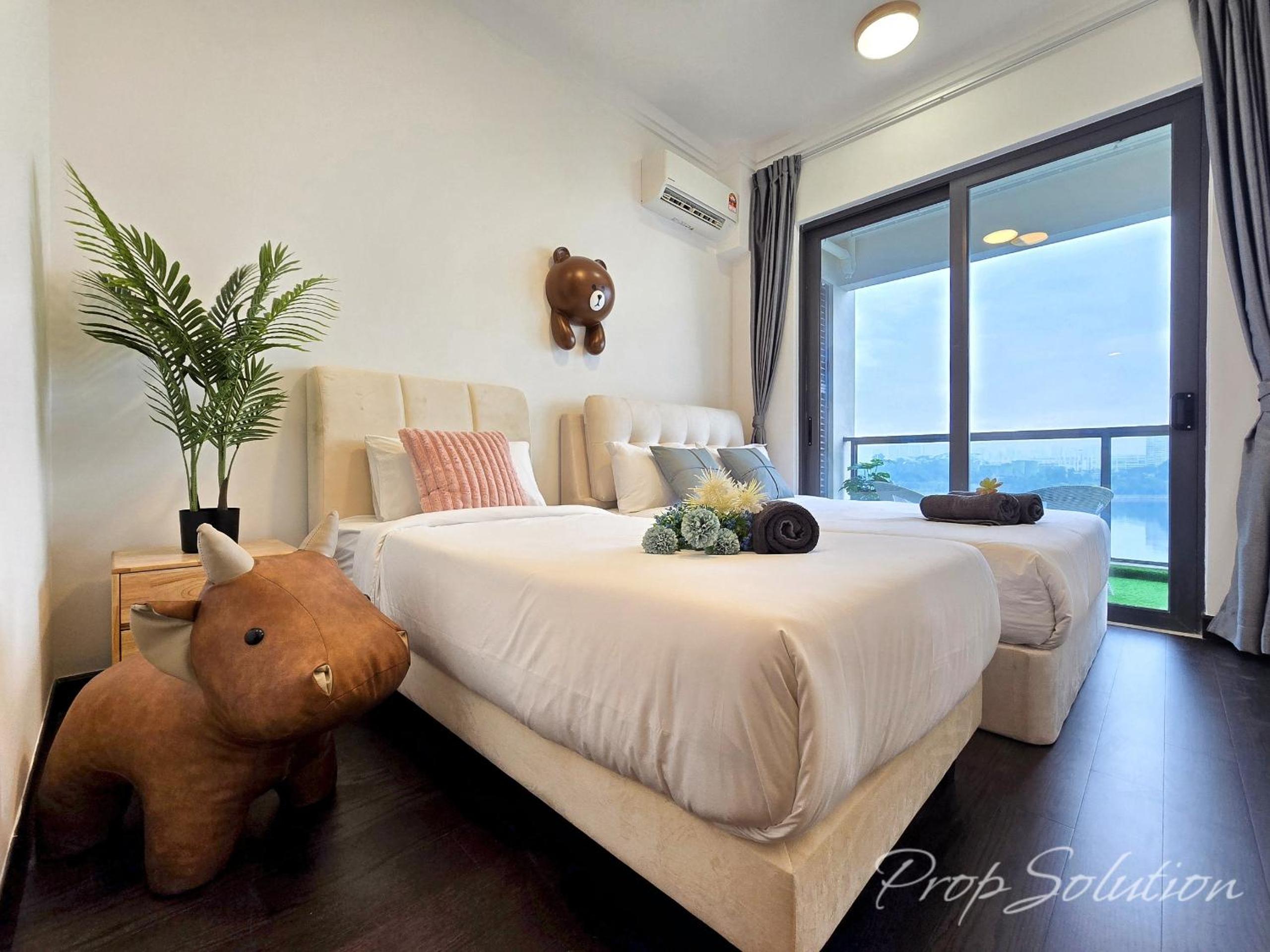 Cozy Seaview Suite Johor Bahru CIQ