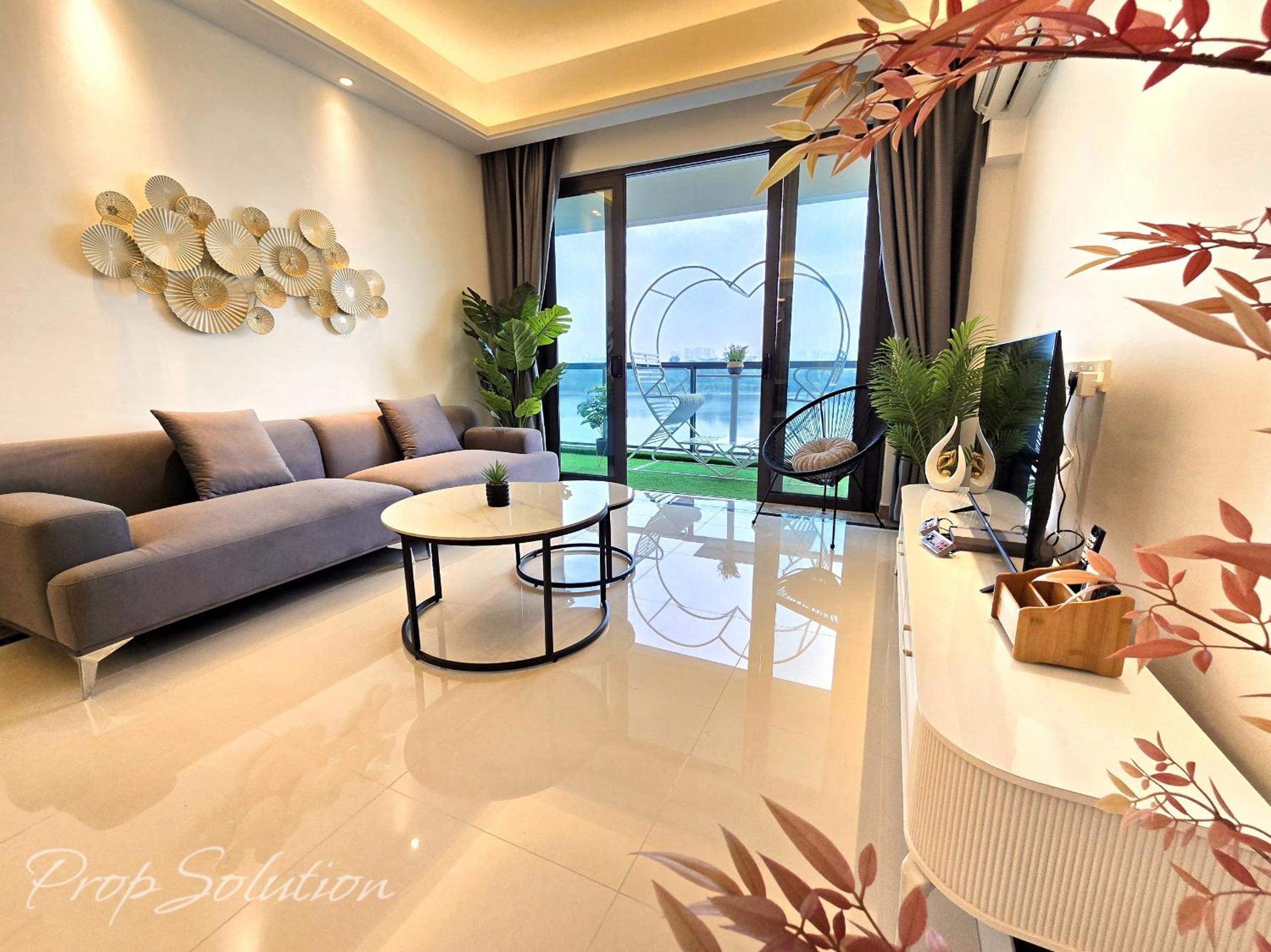 Cozy Seaview Suite Johor Bahru CIQ