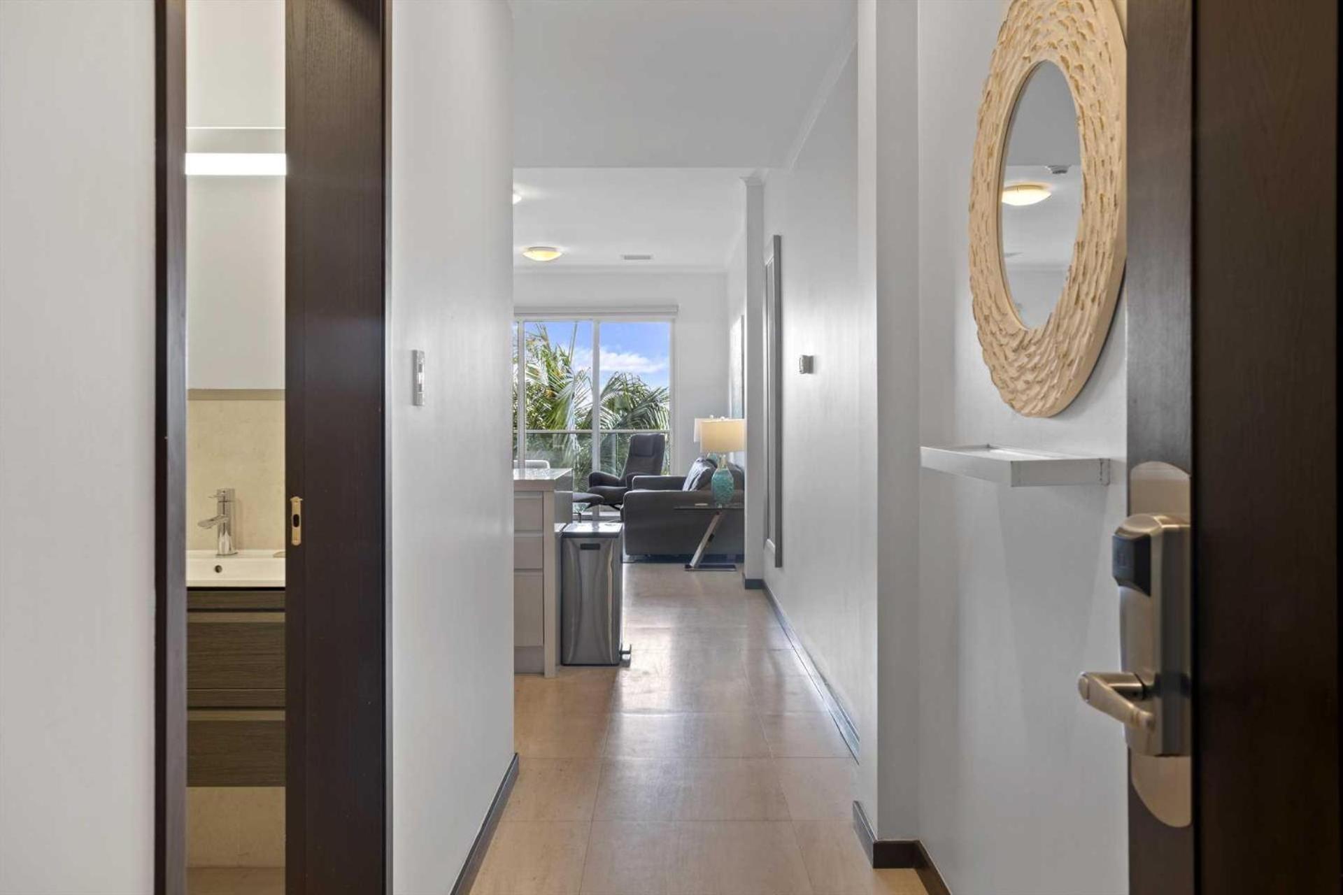 Eagle Beach - Sunset Dreams 2BR condo - LV303