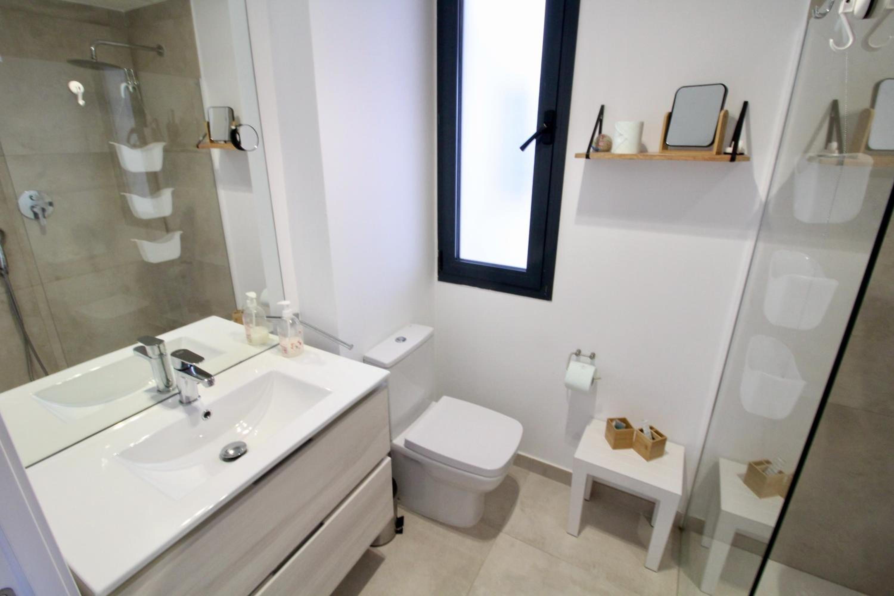Two Bedroom Modern Apartment In Mar De Cristal