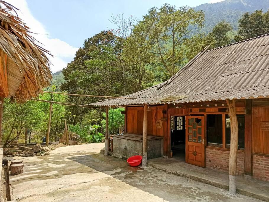 The Happy Happy Bungalow of Happiness!
