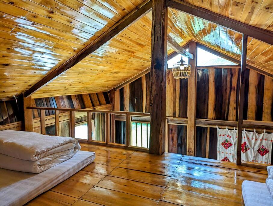 The Happy Happy Bungalow of Happiness!