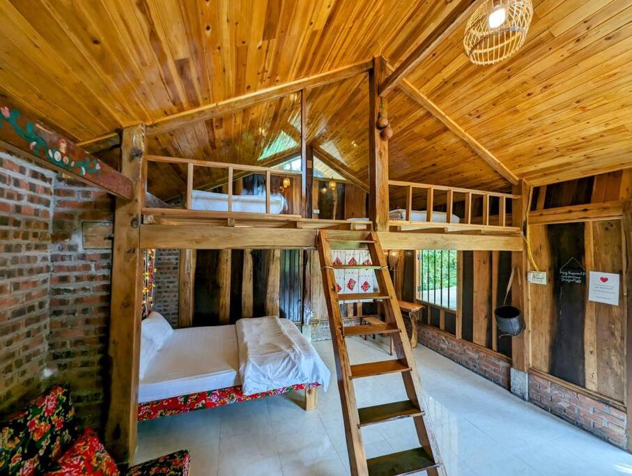 The Happy Happy Bungalow of Happiness!